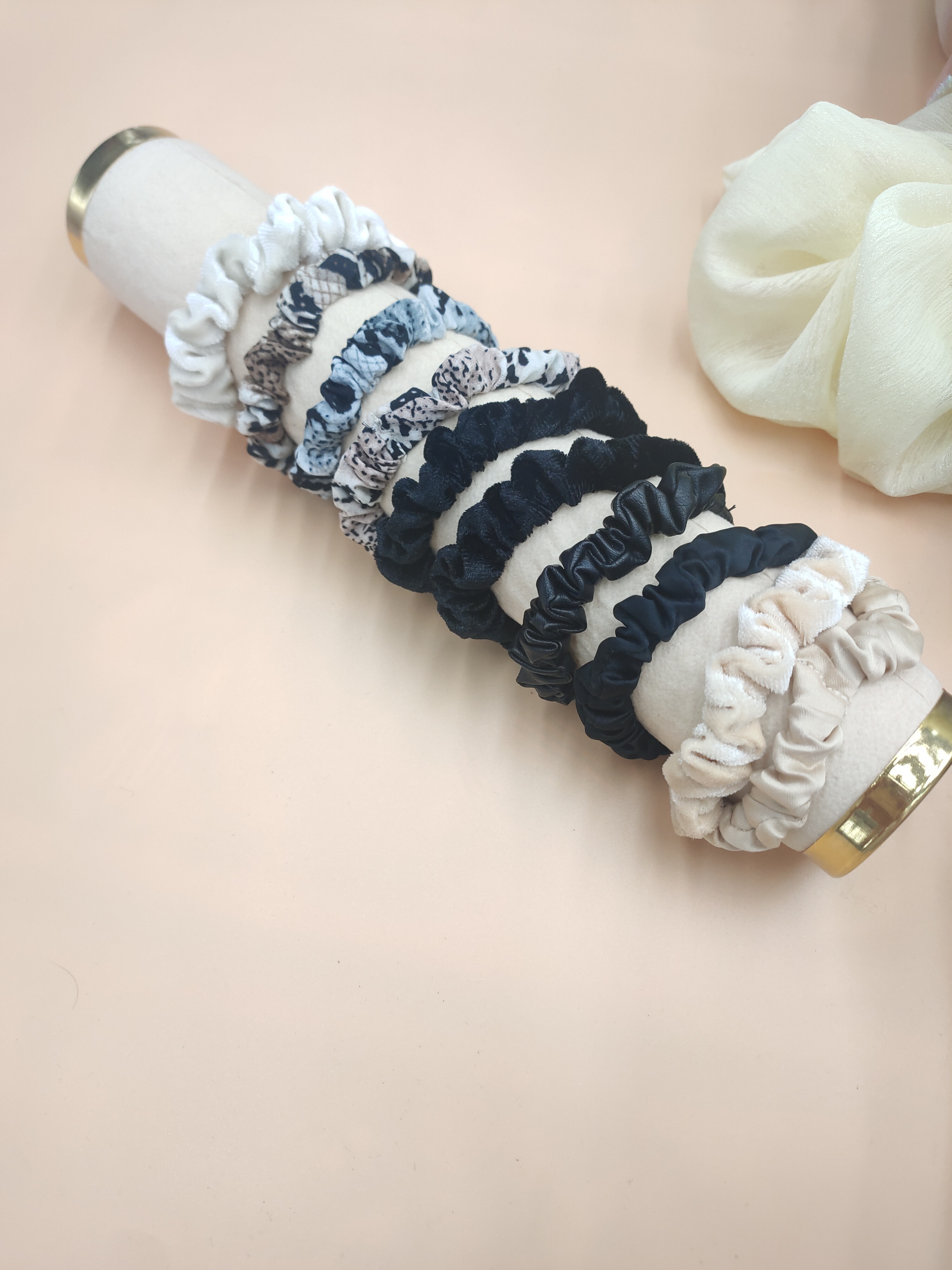 Amazon color tincted fabric small rings, 12-color pig large intestine hair rings in stock details Picture
