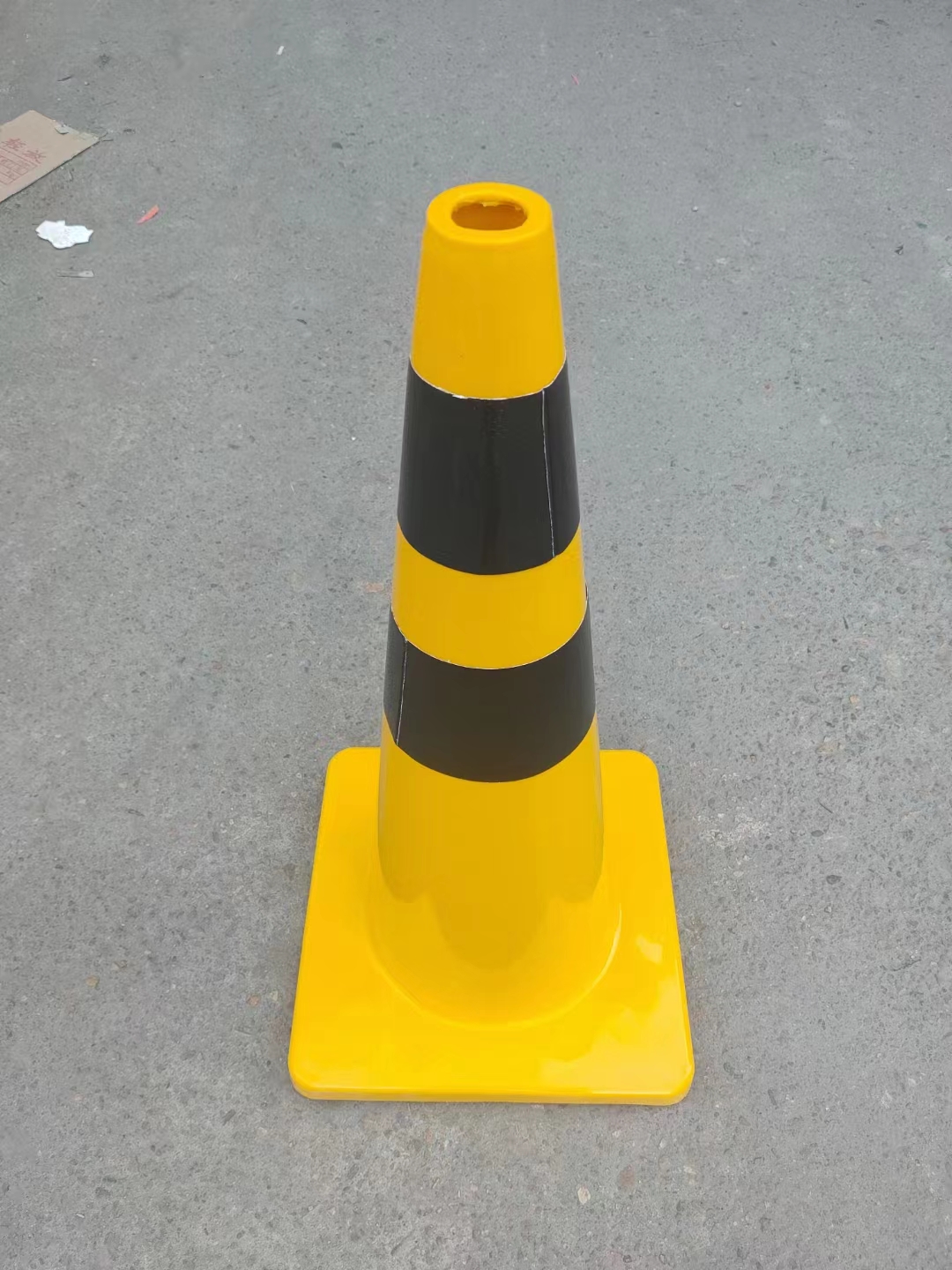 路障实物图