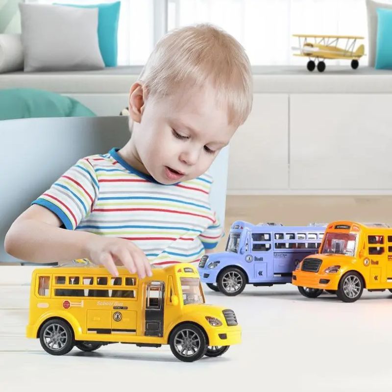 Inertial car, drop-resistant, children's, boys' and girls' toy car, police car, fire engine, excavator, bus, cartoon door-opening motorcycle, big G car, car model Application Scenario