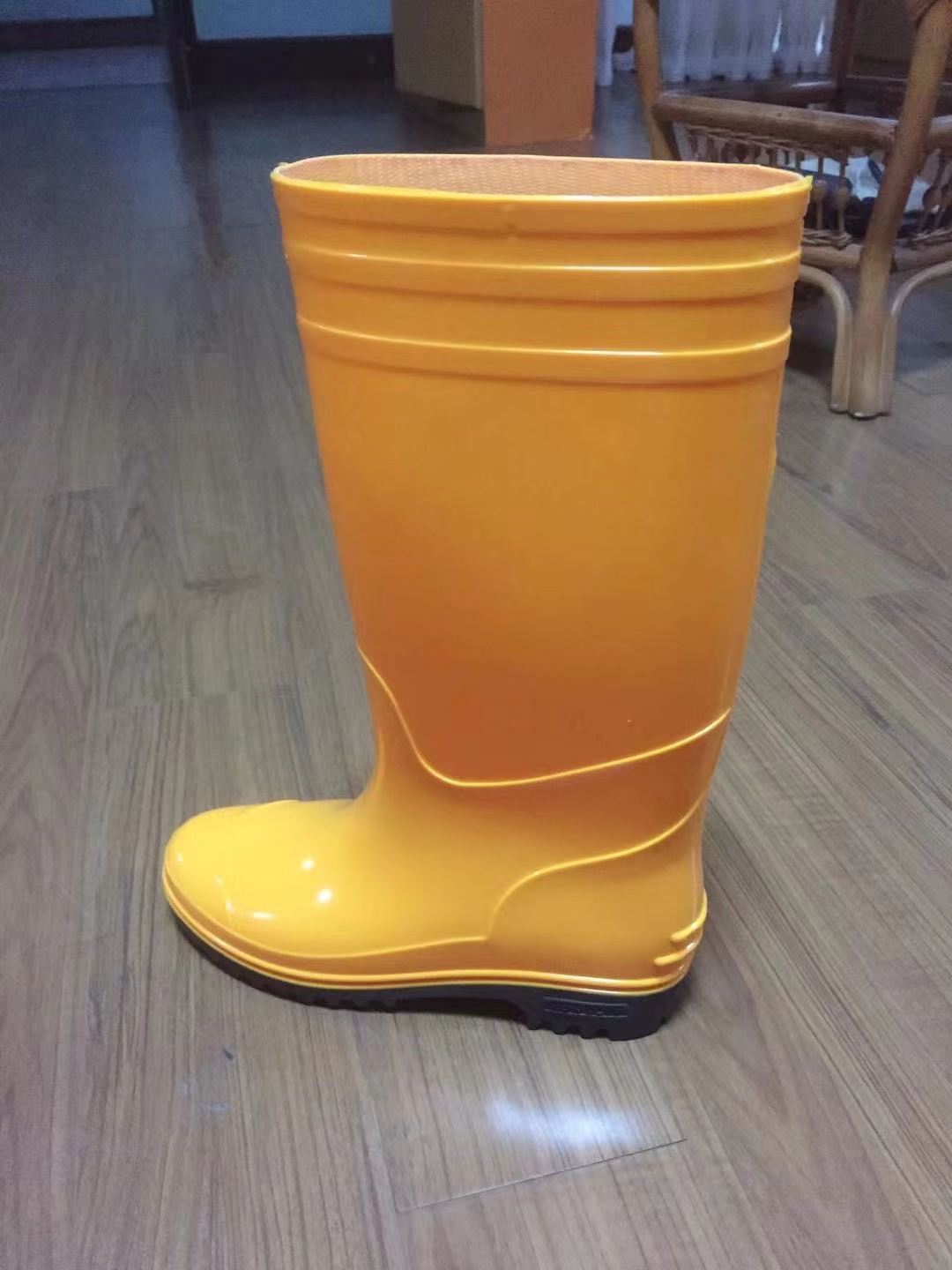 雨鞋/防护雨鞋/水鞋白底实物图