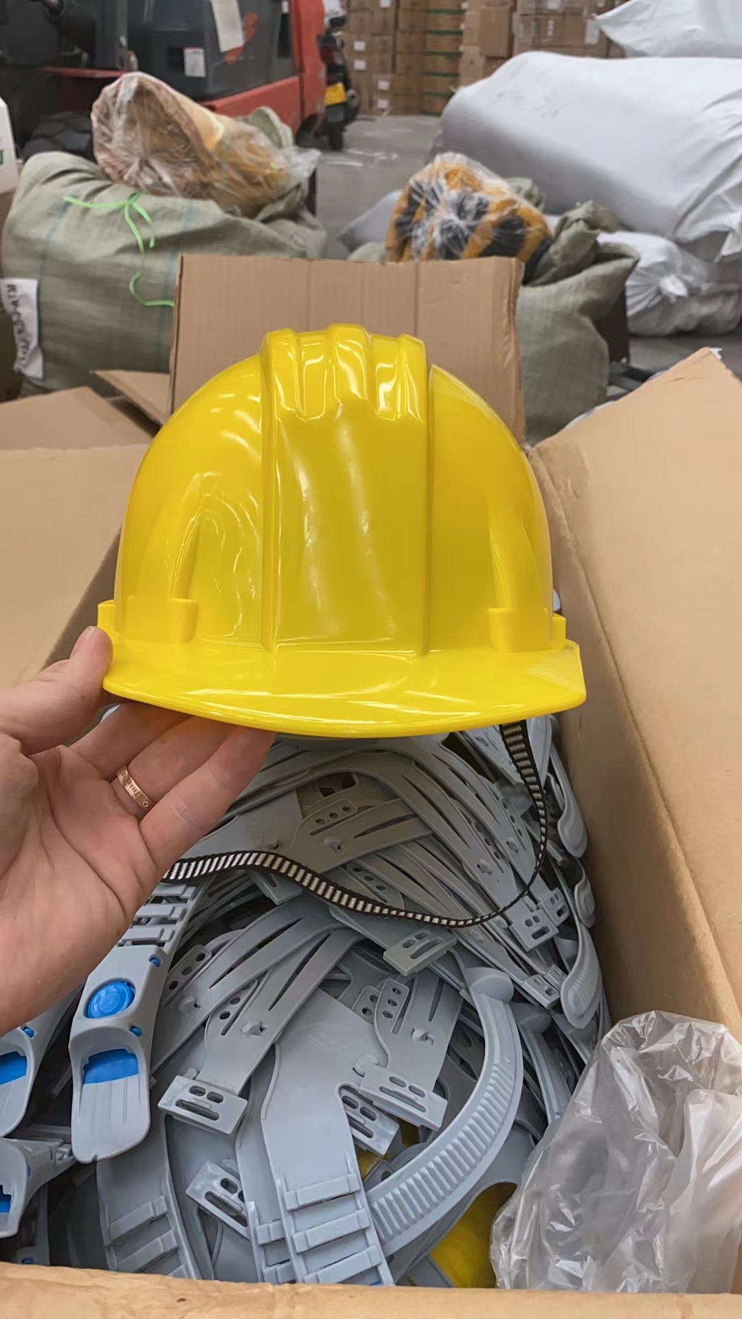 黄色高防护ABS PE安全帽 工地高档安全头盔详情图1