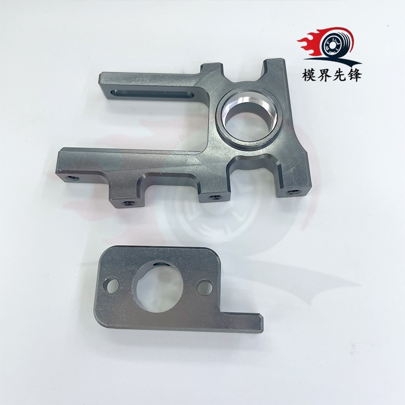 1/8 Feishen electric RC high-speed remote control off-road Bigfoot racing car special original nylon parts motor base group No. 136008 Export quality manufacturers direct sales of professional rc cars