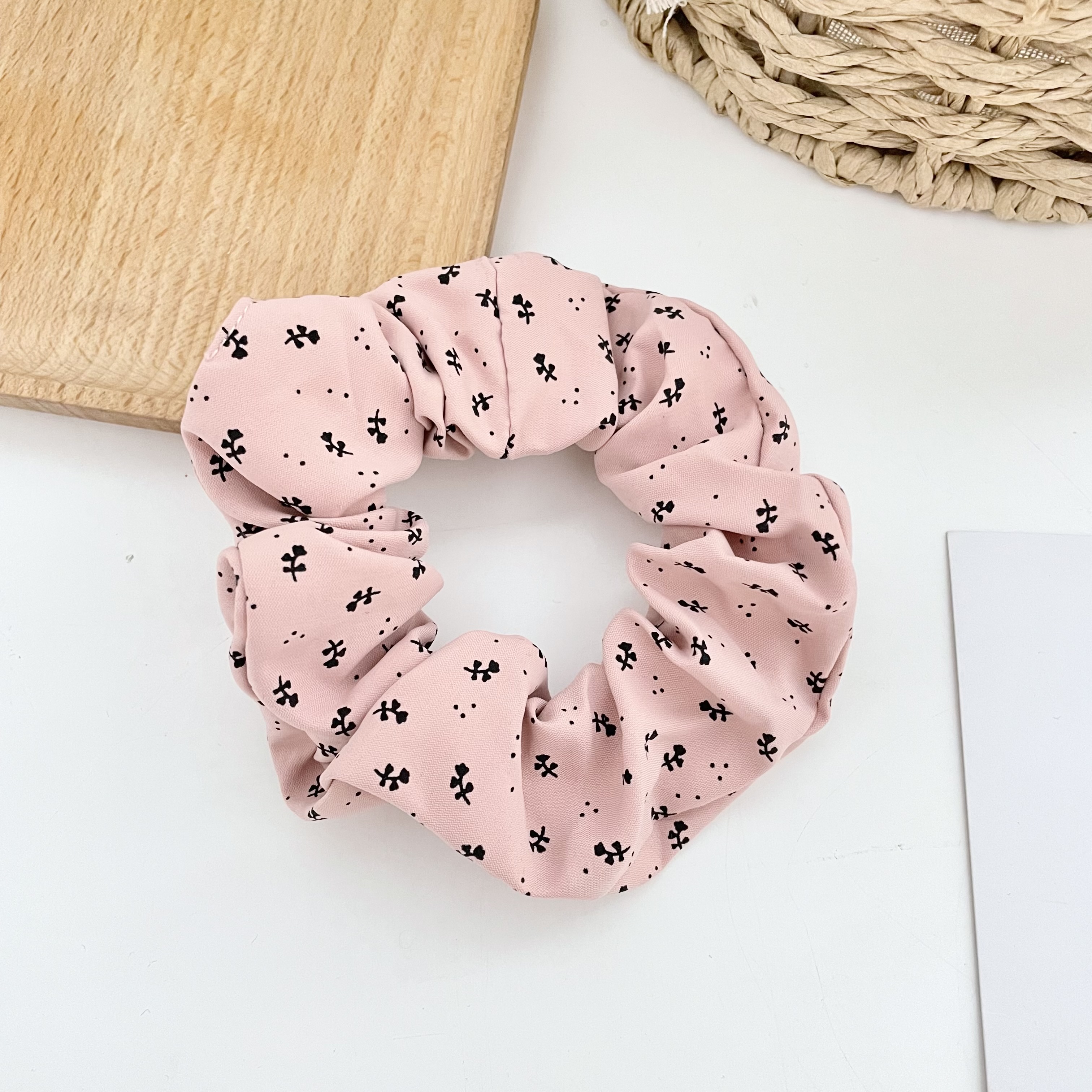 Morandi's cool black rose large intestine hair tie that doesn't damage hair, 10cm hair tie, girls' gift matching, great gift item, Instagram hair accessory Specification drawing