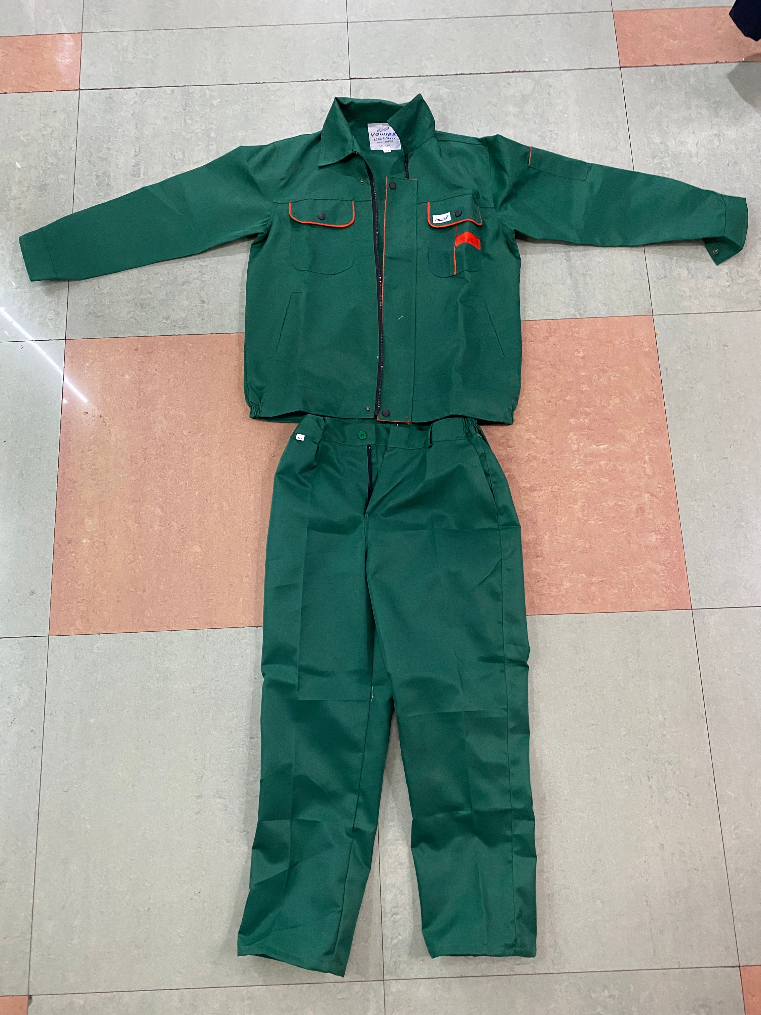 工作服/劳保服/连体工作服产品图