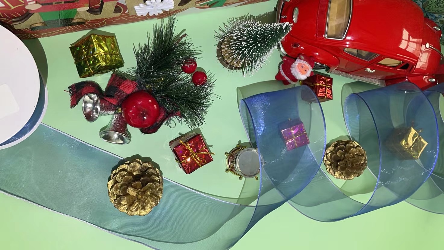 货号：2238圣诞礼品包装装饰DIY 蓝色雪纱双边铁丝织带6.3cm详情4