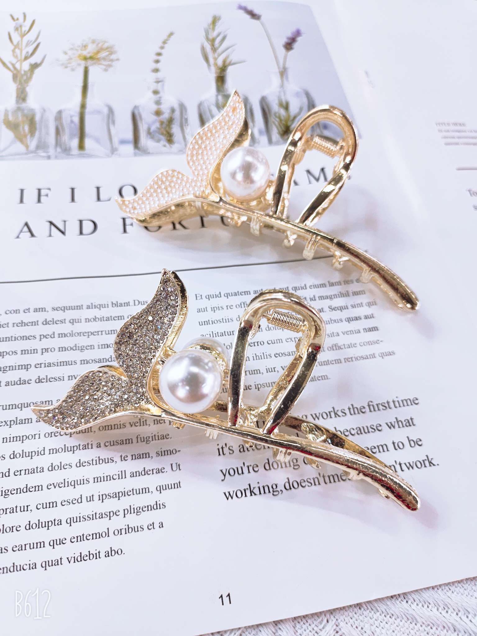Korean Style Ladies Hairpin Alloy Rhinestone Bow Head Buckle Application Scenario