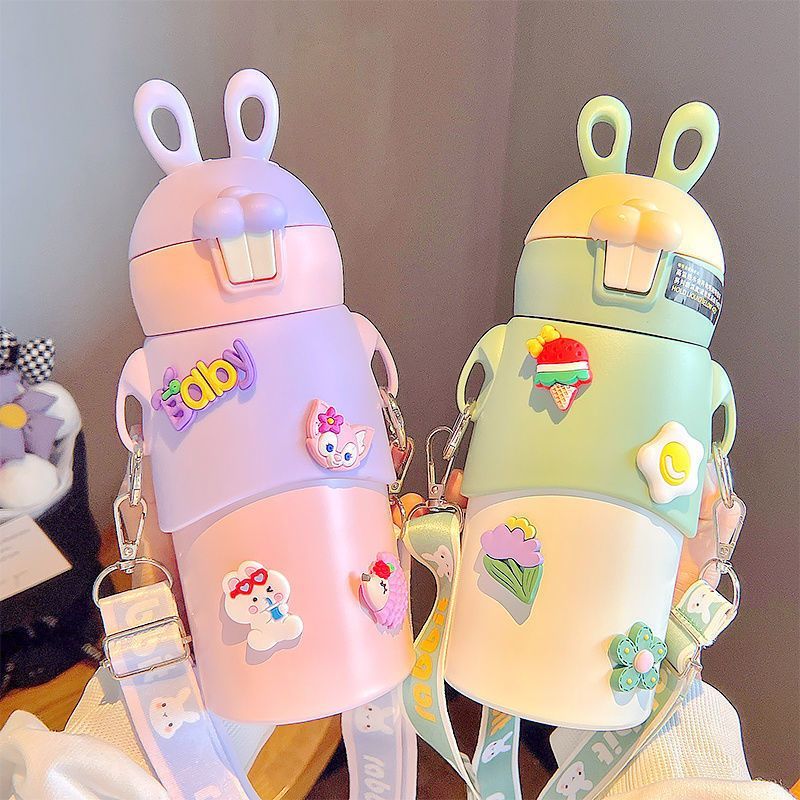 New large-capacity insulated cup, Cute Rabbit Sports Straw cup, 316 stainless steel, high appearance level outdoor portable water cup full figure