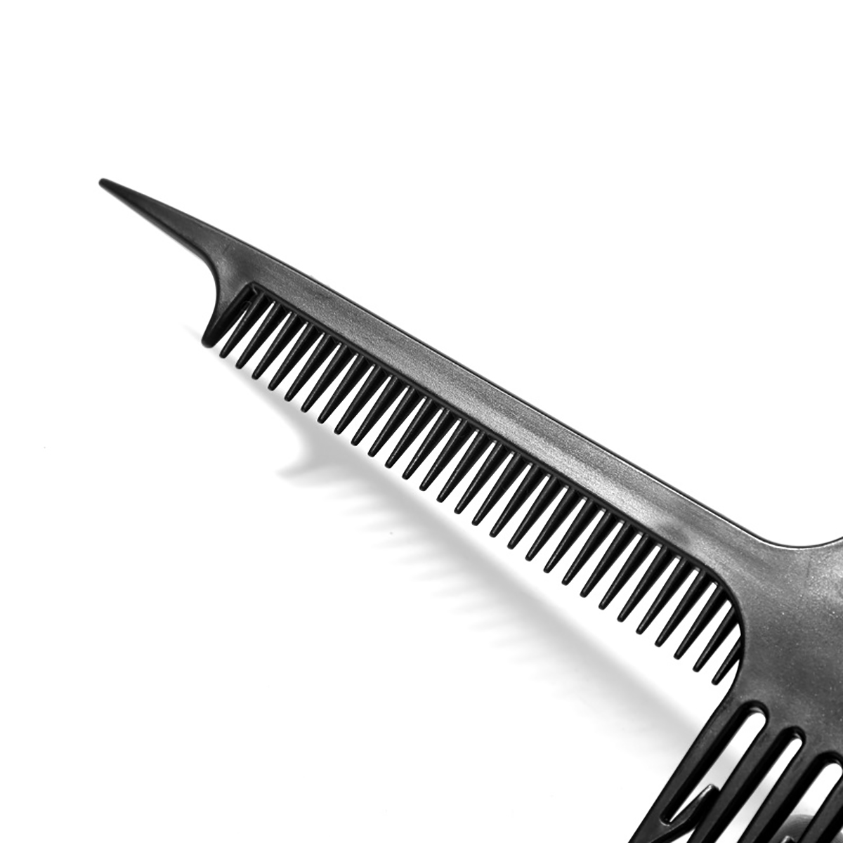 The double-sided hair dyeing, perming and picking comb is a must-have tool for hair salons and hair salons Application Scenario