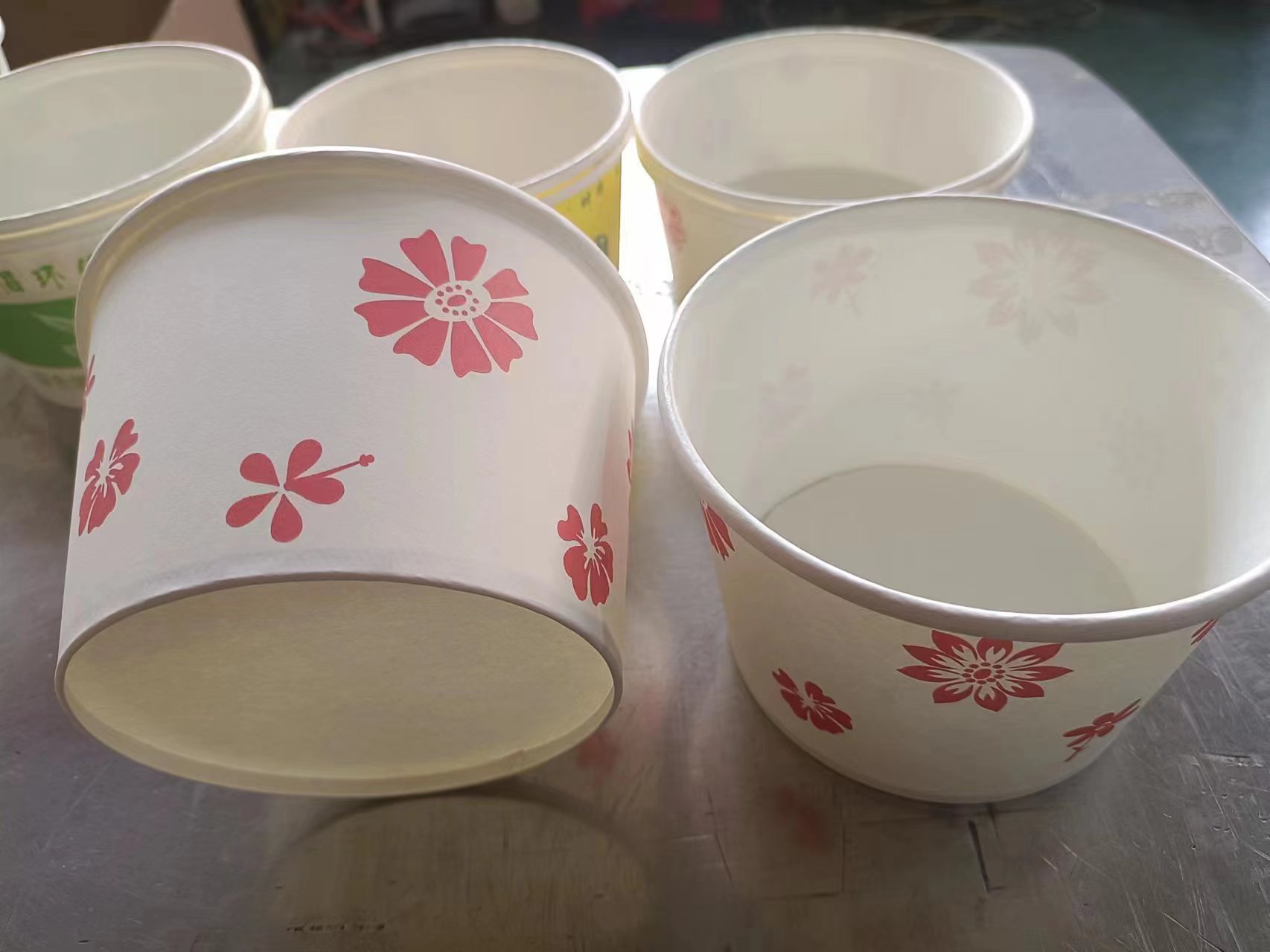 Disposable paper bowl (from stock) thumbnail