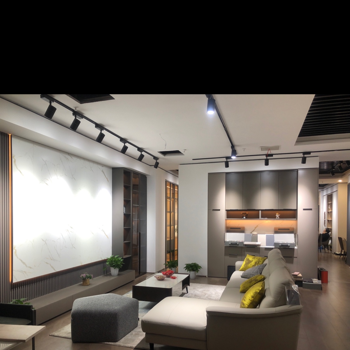 Yiwu Shuaikang Electrical Appliance describe pic - 7