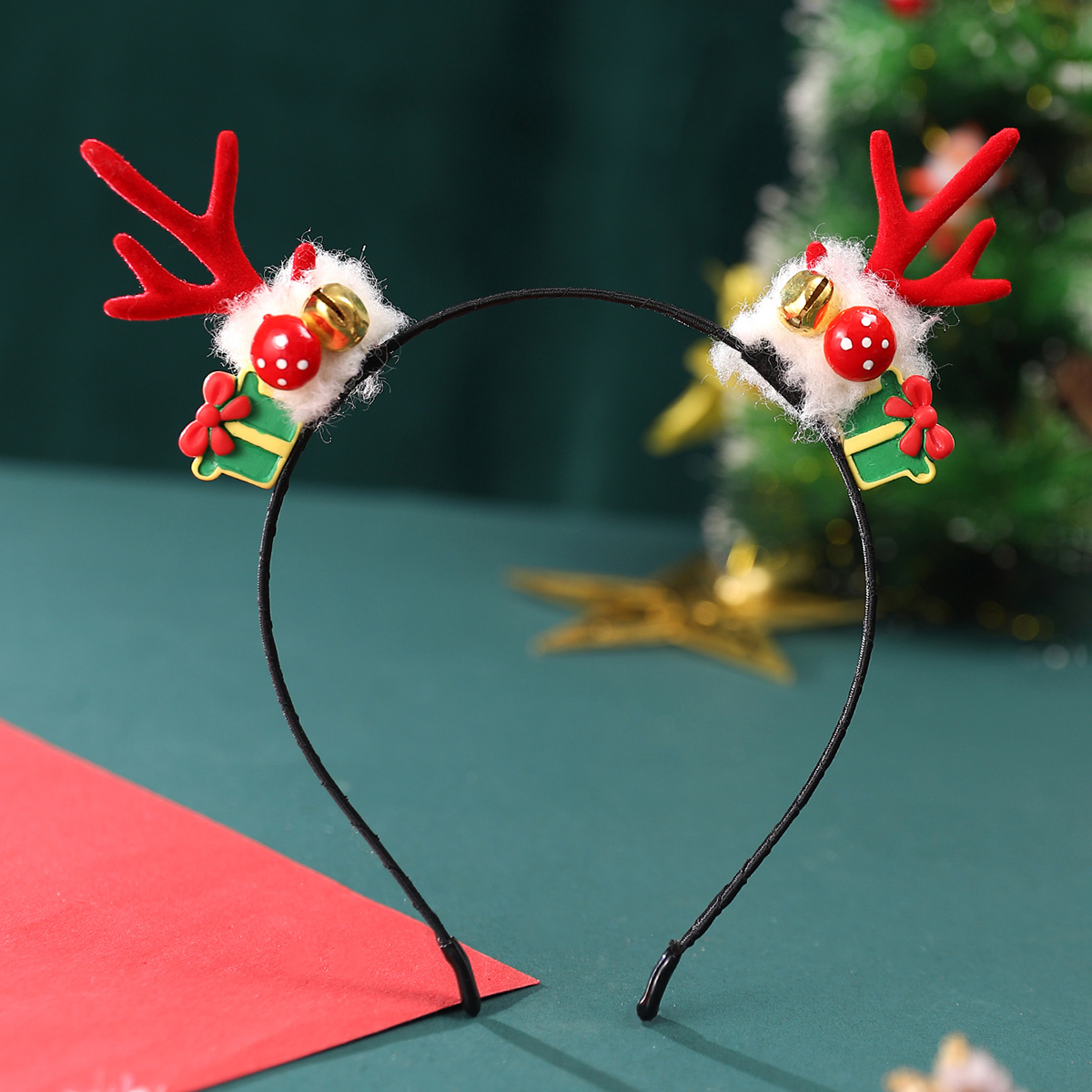 The gentle Korean style of the flower ring, the snow-toothed small peony flower wreath, is a wreath headwear for the kindergarten graduation ceremony pic 4