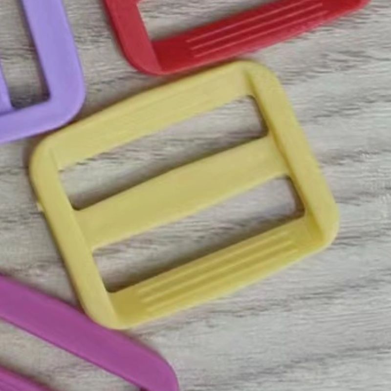 Thickened Yellow Light Bulb Buckle Lobster Buckle Action Figure Key Chain Plastic Key Chain Case Hook Buckle Acrylic Lobster Buckle