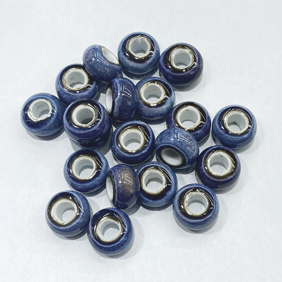 陶瓷工艺品实物图