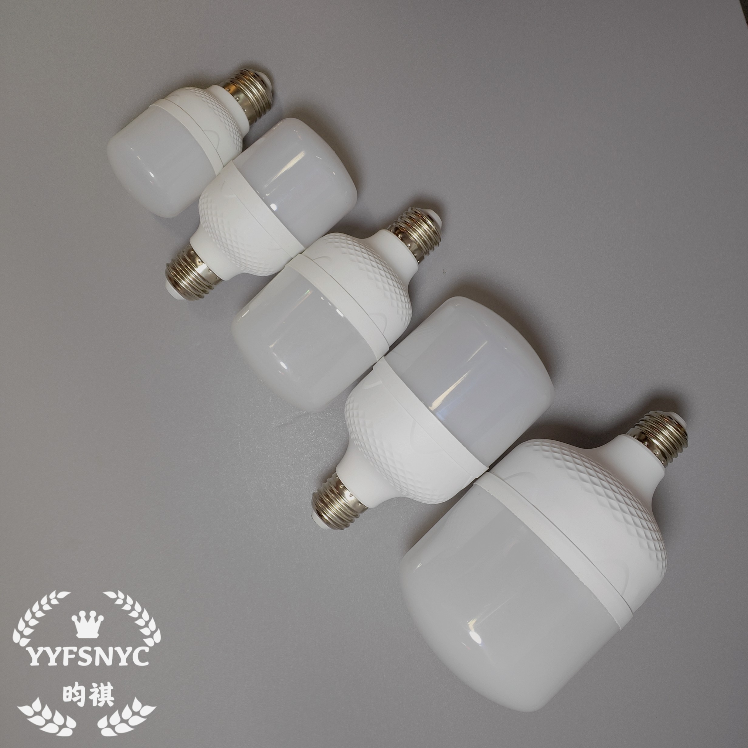 led灯泡 恒流节能球泡灯E27B22螺口家用高富帅球泡20W30W白光球泡