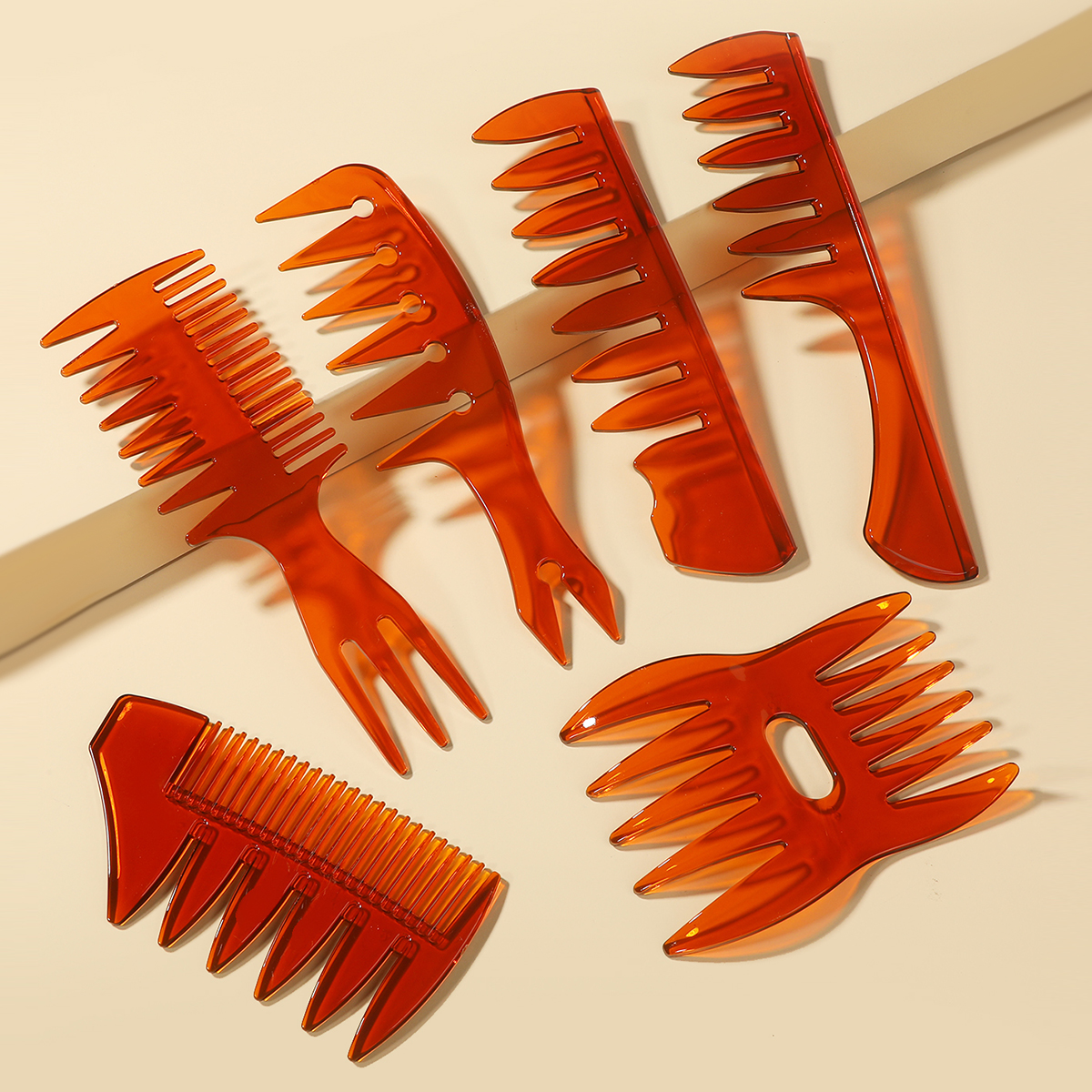 Wholesale of stylish textured combs with retro backcuts and large teeth