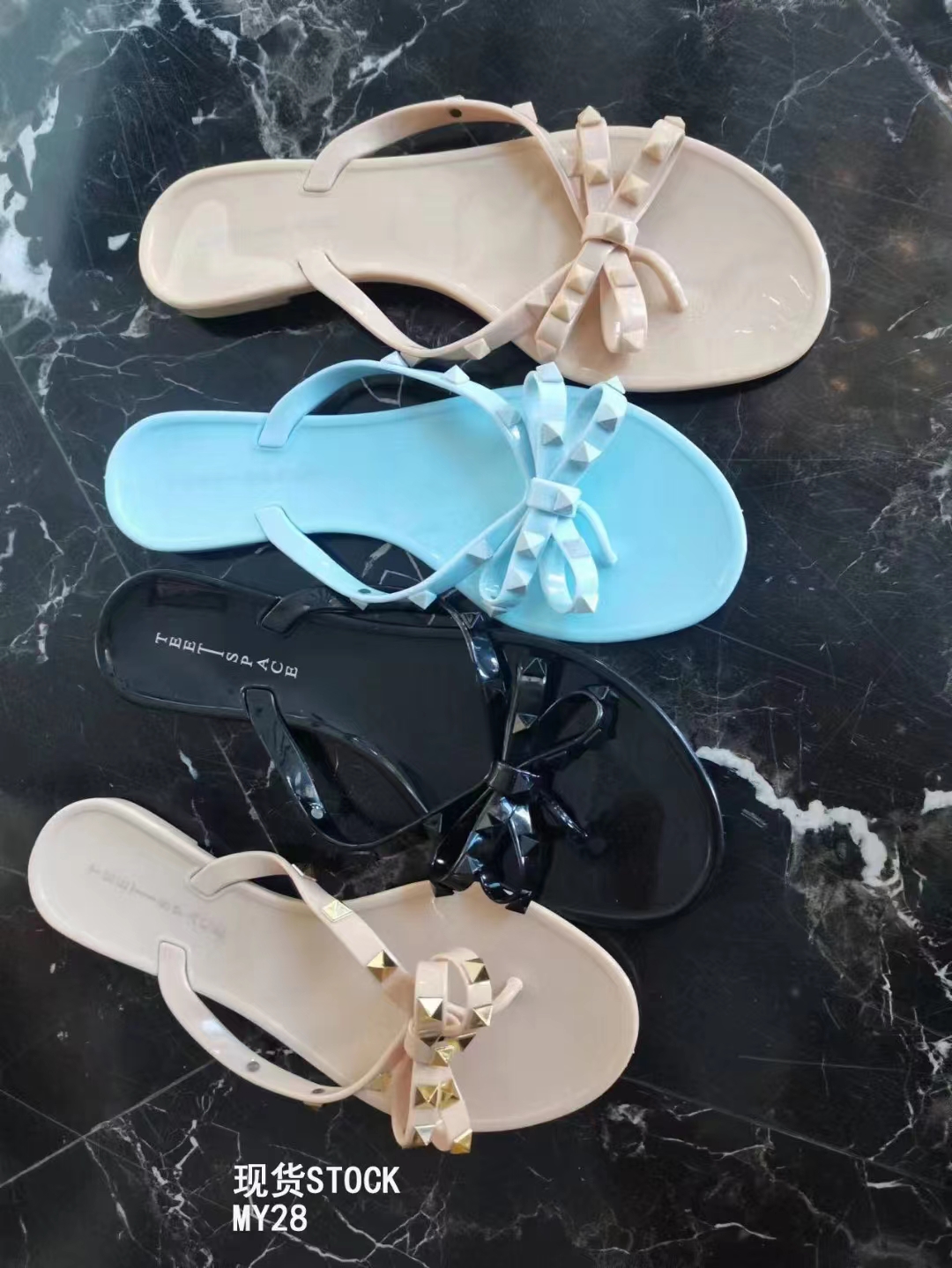 Fashionable slipper new slipper comfortable soft non-slip slipper waterproof slipper wear-resistant slipper slipper stall sandals