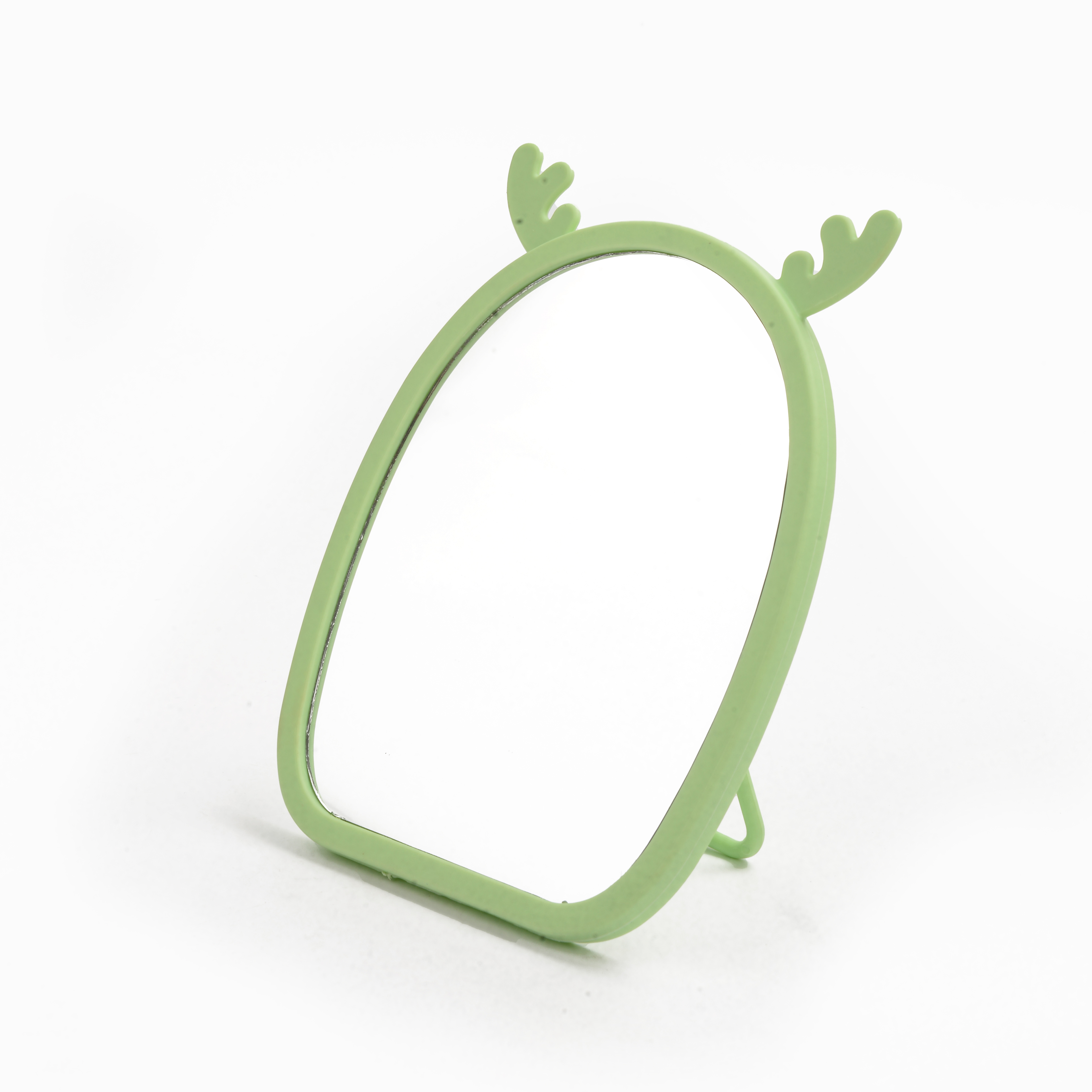 Net Red Small Mirror Cartoon Cute Girl Heart Double-Sided Portable Small Mirror For Students Application Scenario