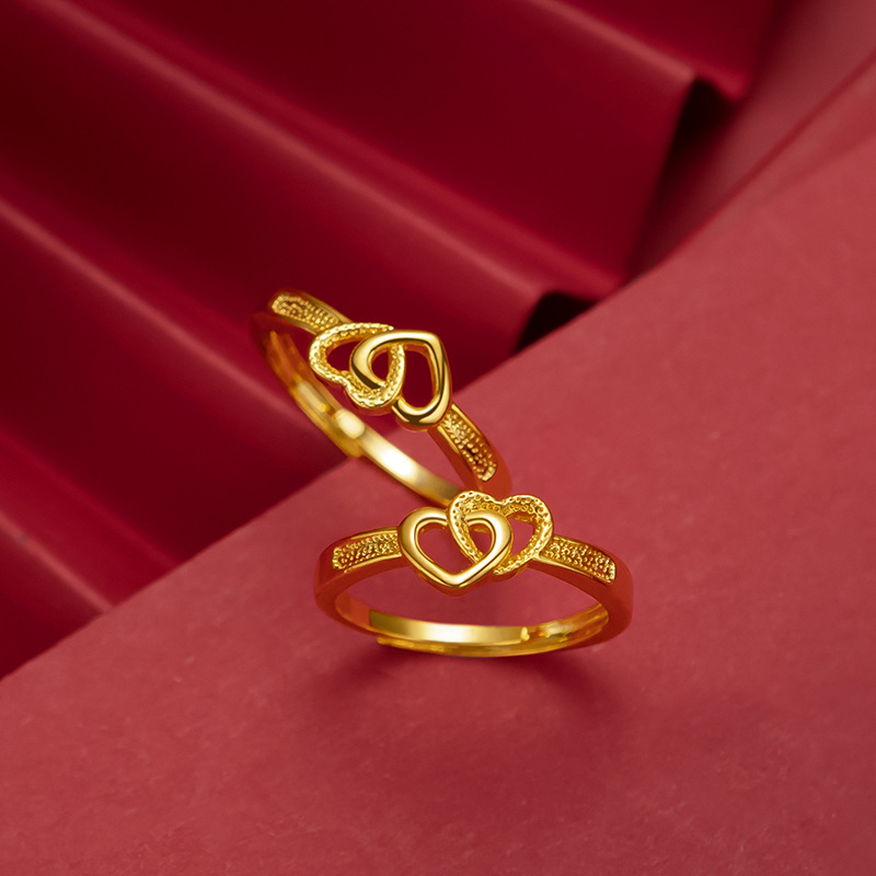Creative imitation gold gift with engraved patterns for men and women, large ring accessories Application Scenario