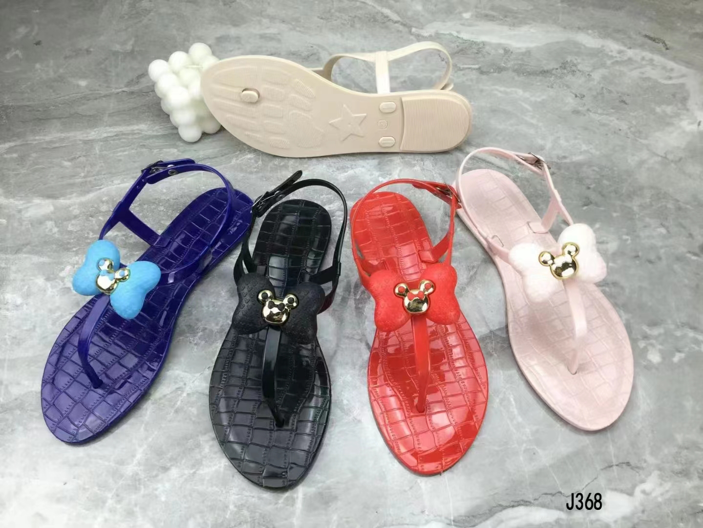 Factory direct sandals new fashion sandals comfortable clip sandals belt buckle sandals female