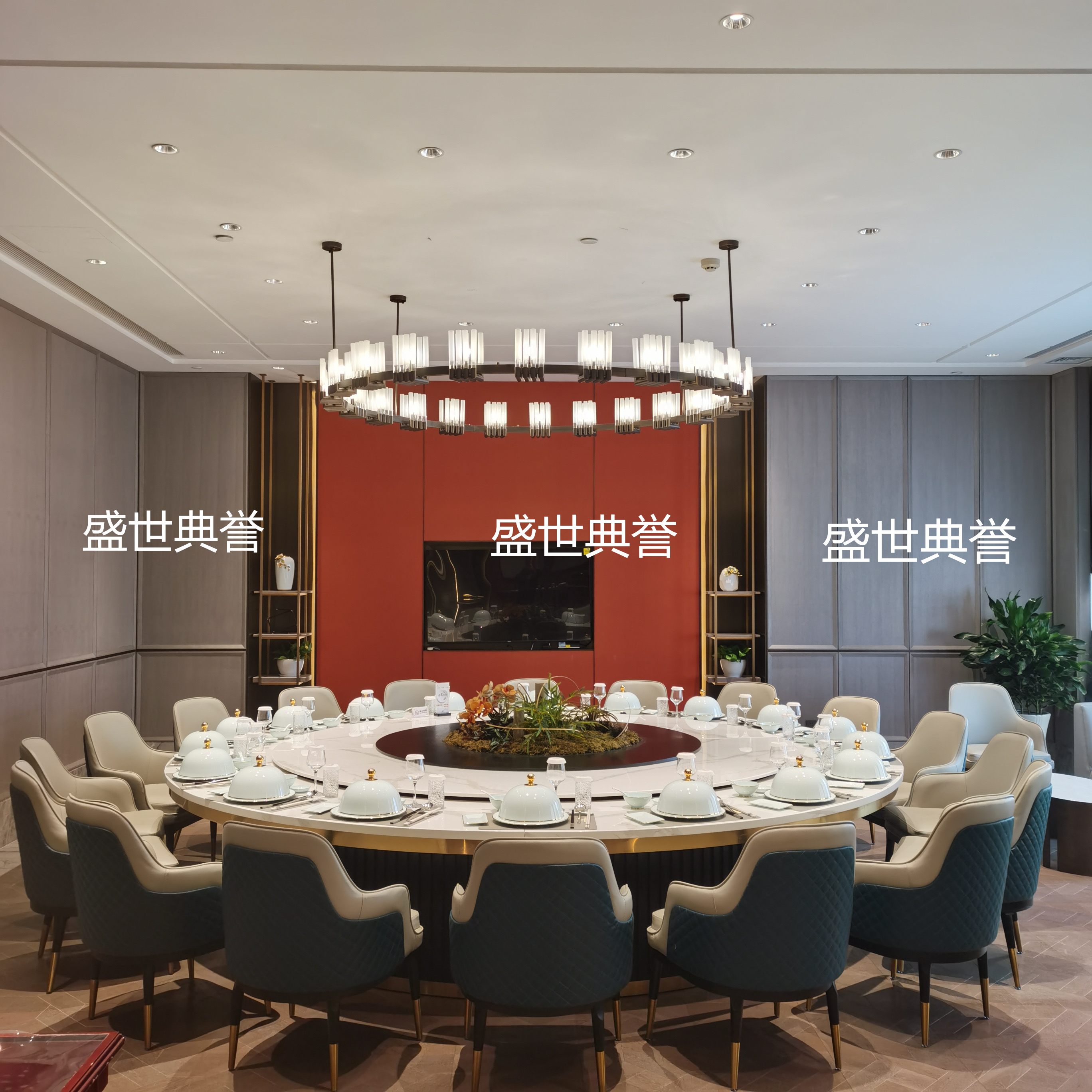 上海高端会所实木电动餐桌椅酒店包厢现代轻奢宾利椅白蜡木实木椅