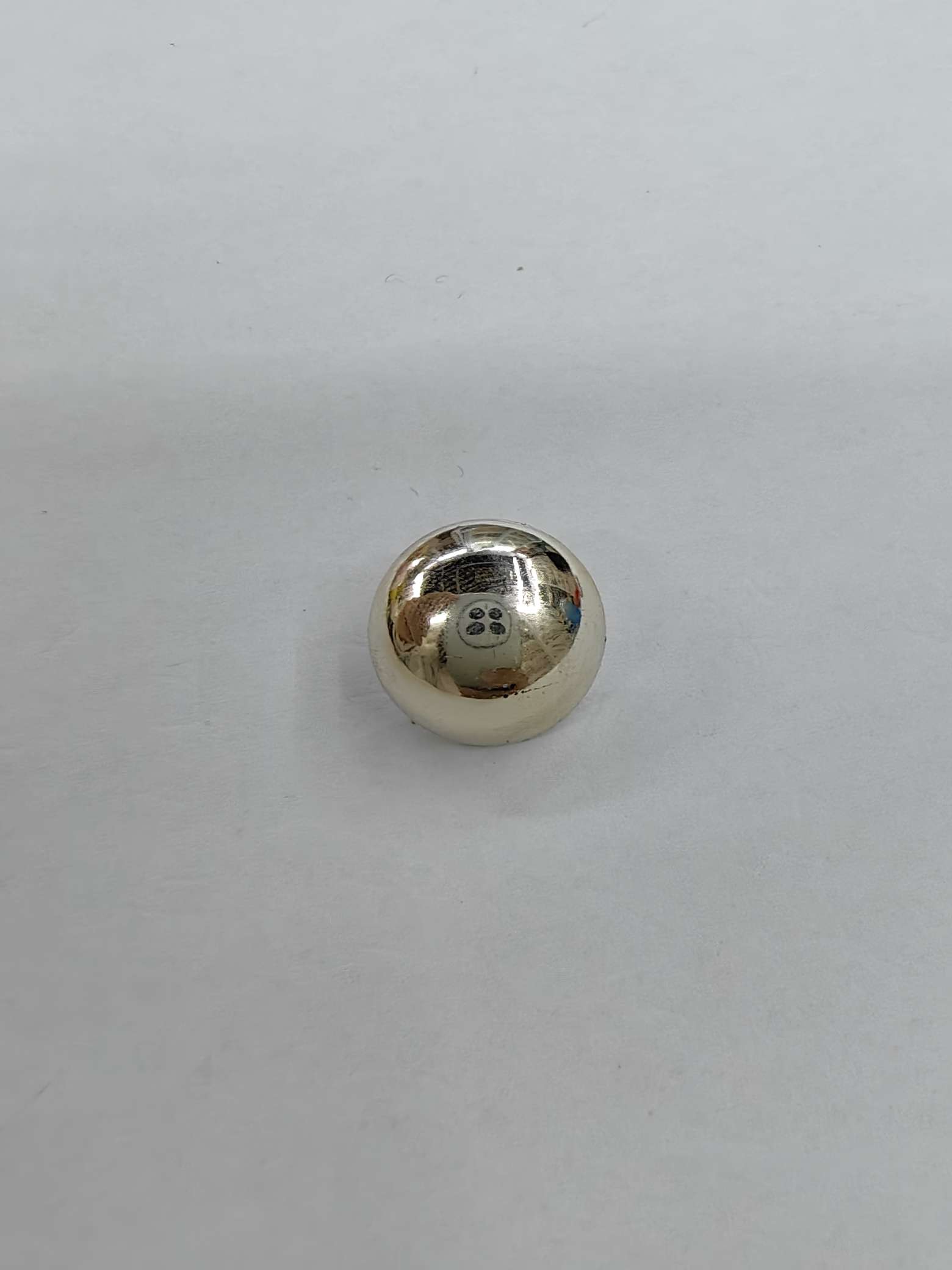 Flat Electroplated Buttons Men's And Women's Shirts Shirt Button Cuff Collar Button Spot Wholesale Application Scenario