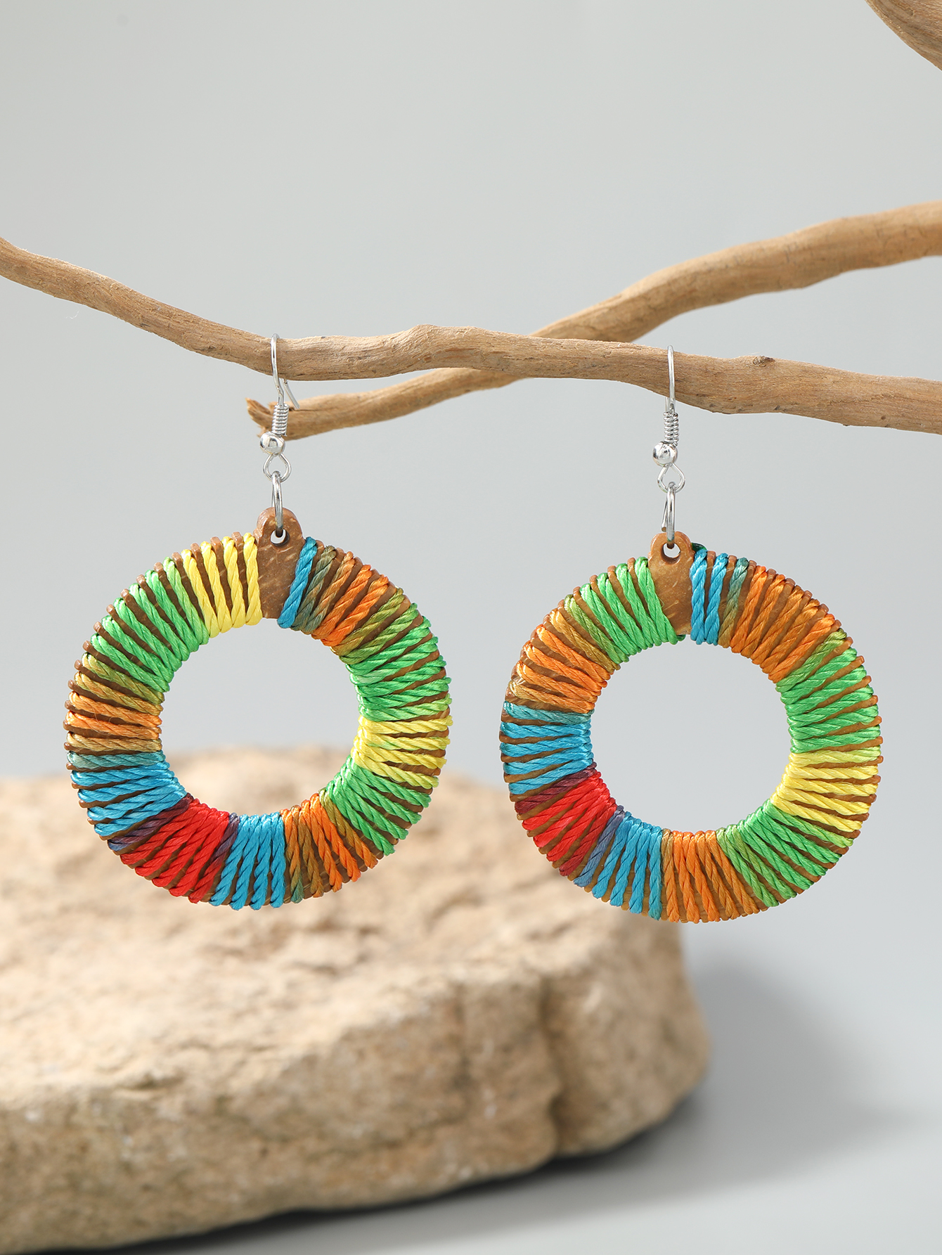 Boho folk style retro round coir winding femininity matching earrings Fu Coir Coir 572 thumbnail