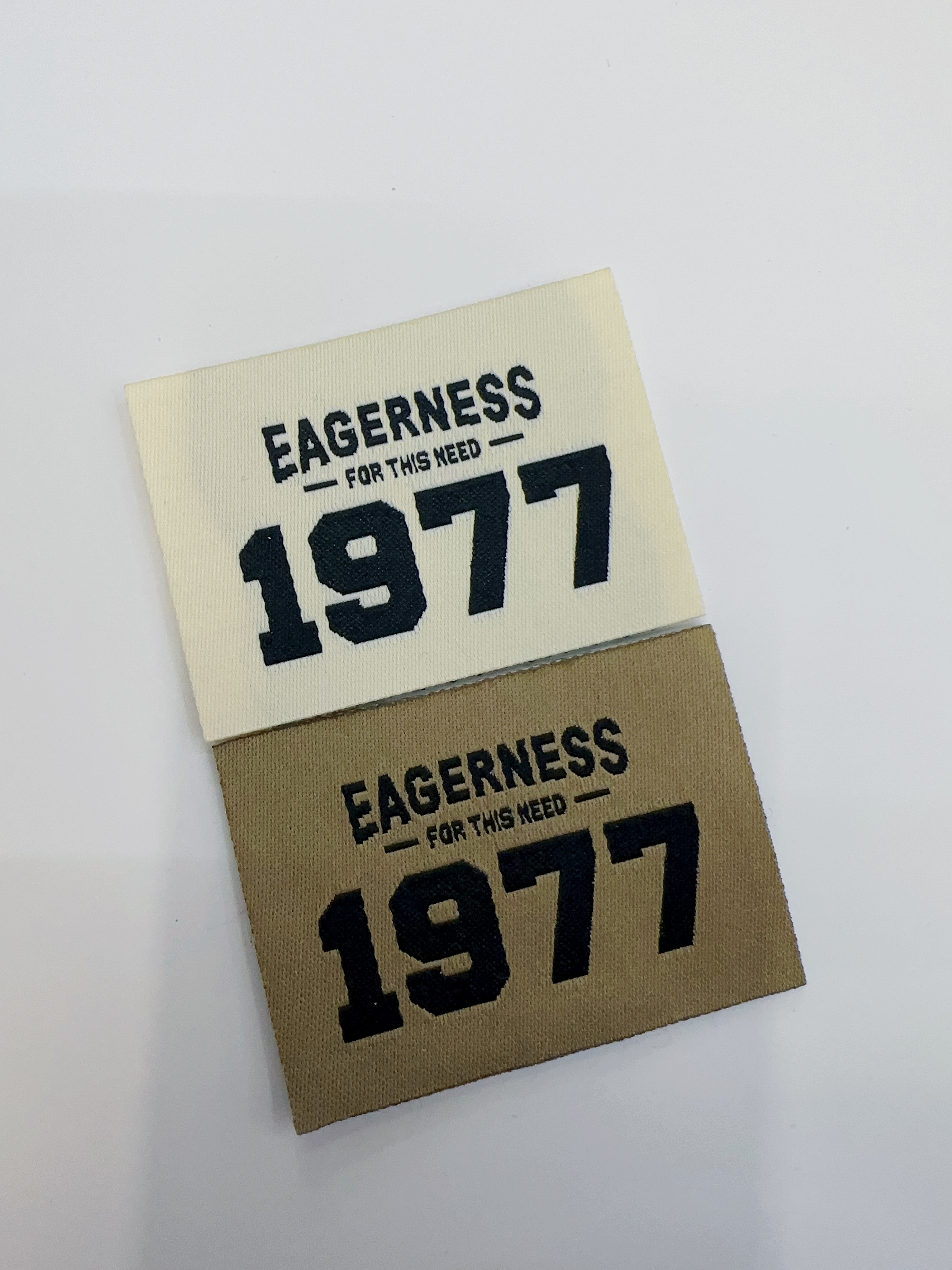 1977Eagerness Beige Coffee Color Woven Logo Item Picture