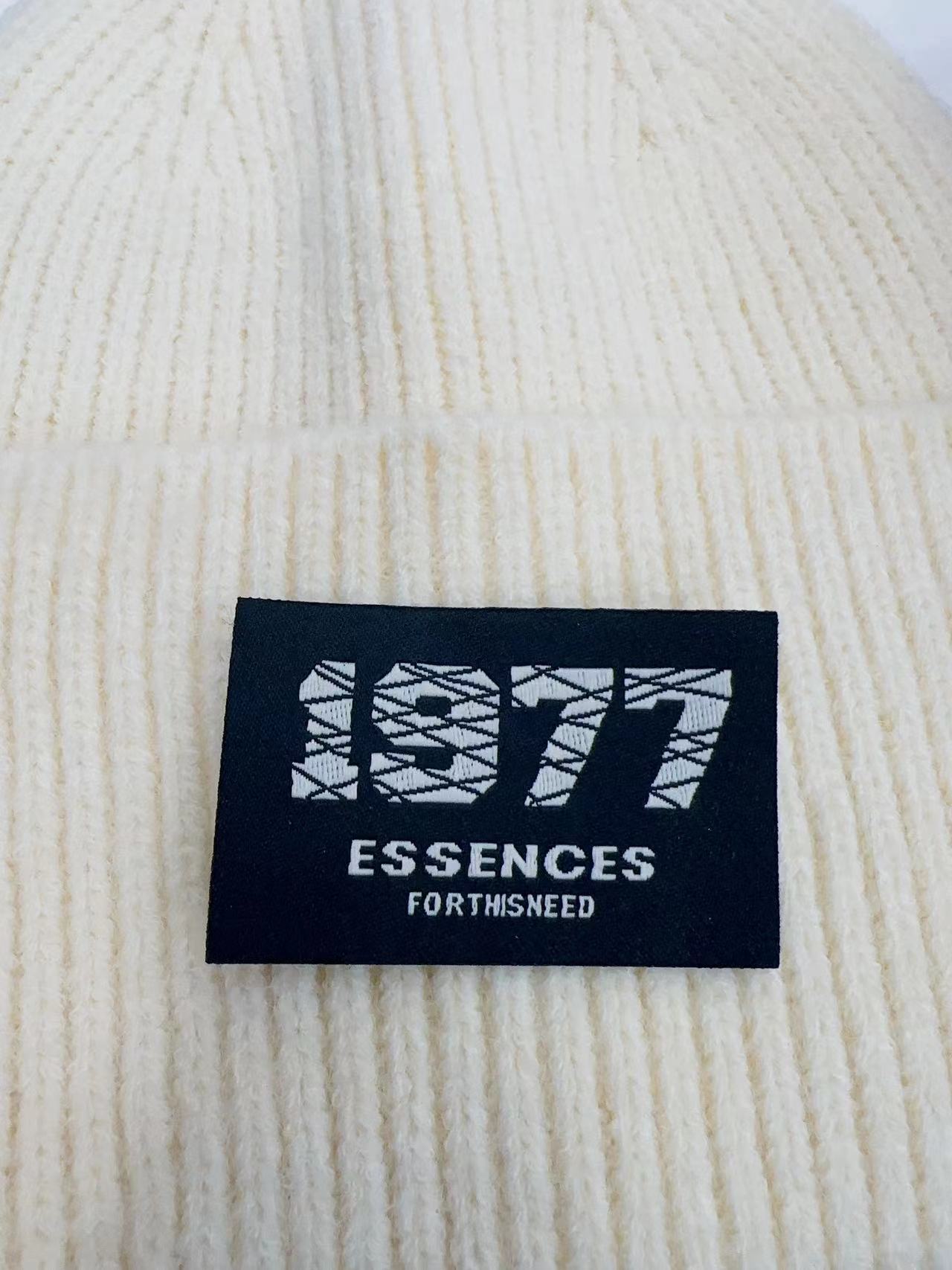 1977Essences Twill On Black And Rice Background Item Picture
