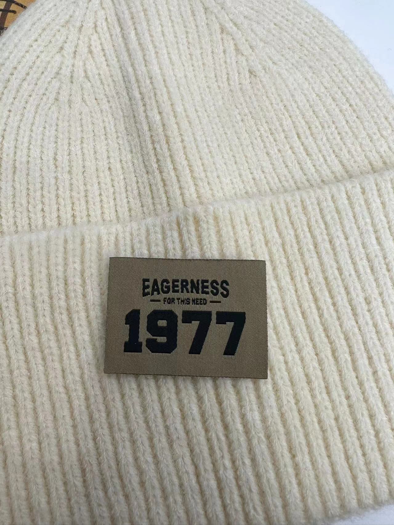 1977Eagerness Beige Coffee Color Woven Logo details Picture