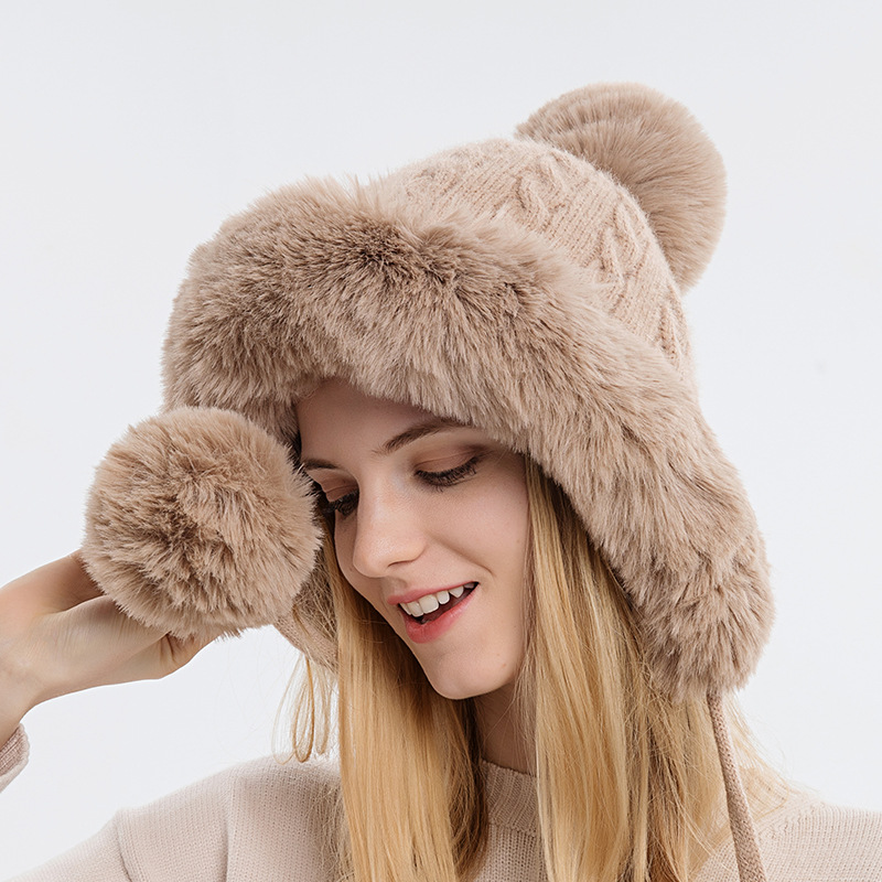 This Autumn And Winter Women's Pullover Hat Features Three Wool Balls, Outdoor Thickened And Fleece, Cold-Proof And Warm Solid Color Knitted Hat details Picture