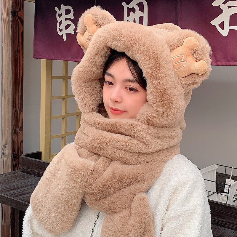 A Three-Piece Set Of Hat And Scarf For Parents And Children, Thickened And Warm Plush Scarf, Gloves And One-Piece Hat For Women In Winter Application Scenario