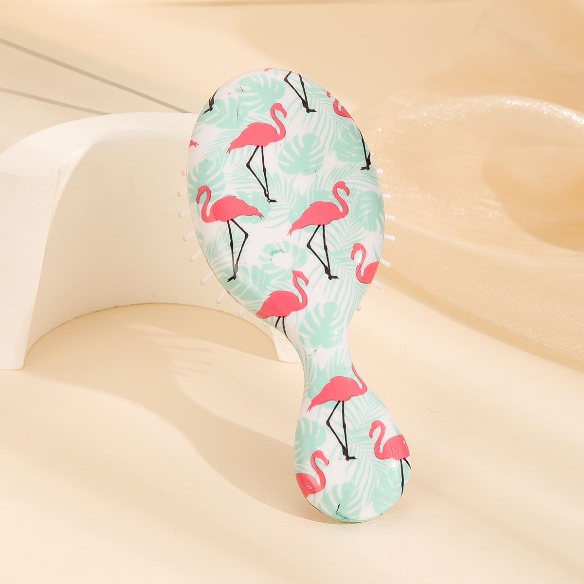 The small and mini airbag comb for women is not harmful to the scalp. It is a plastic comb and a cute cartoon airbag comb pic 4