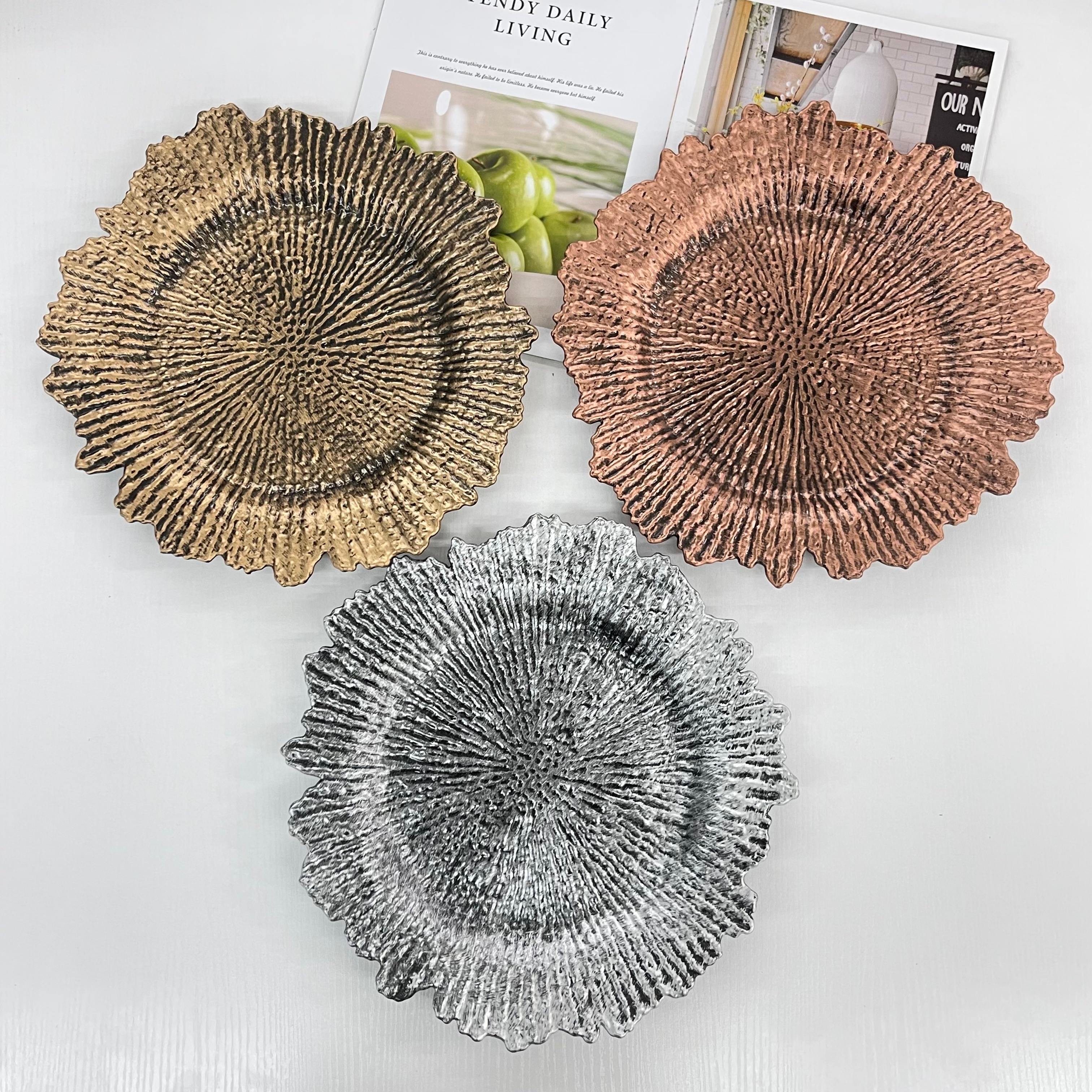 New special-shaped antique plastic placemat plate thumbnail