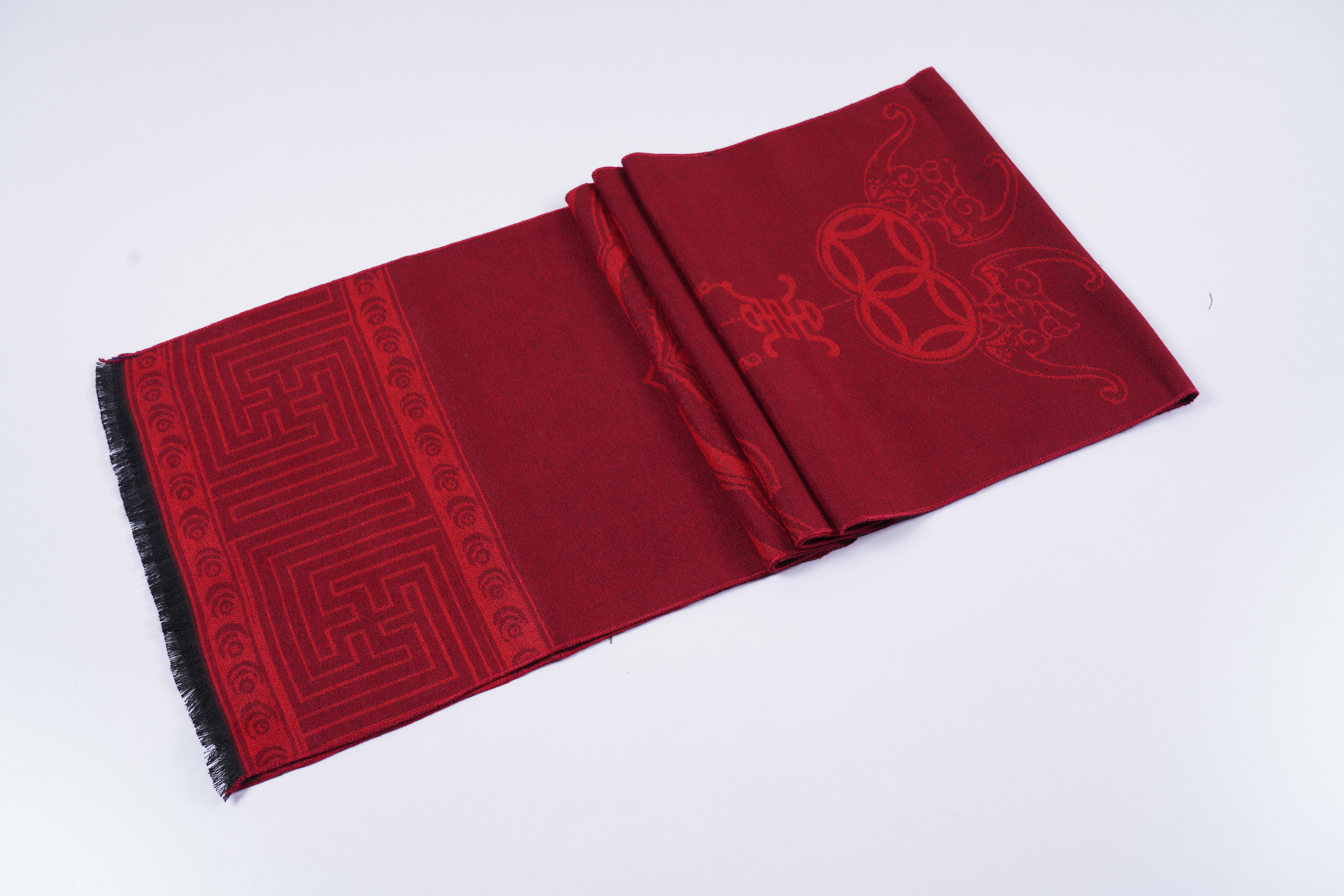 Happy Fu word pattern men's scarf birthday gift new company annual meeting Fu word scarf wholesale monochrome logo red scarf direct winter simple shawl Amazon Taobao e-commerce for scarves Item Picture