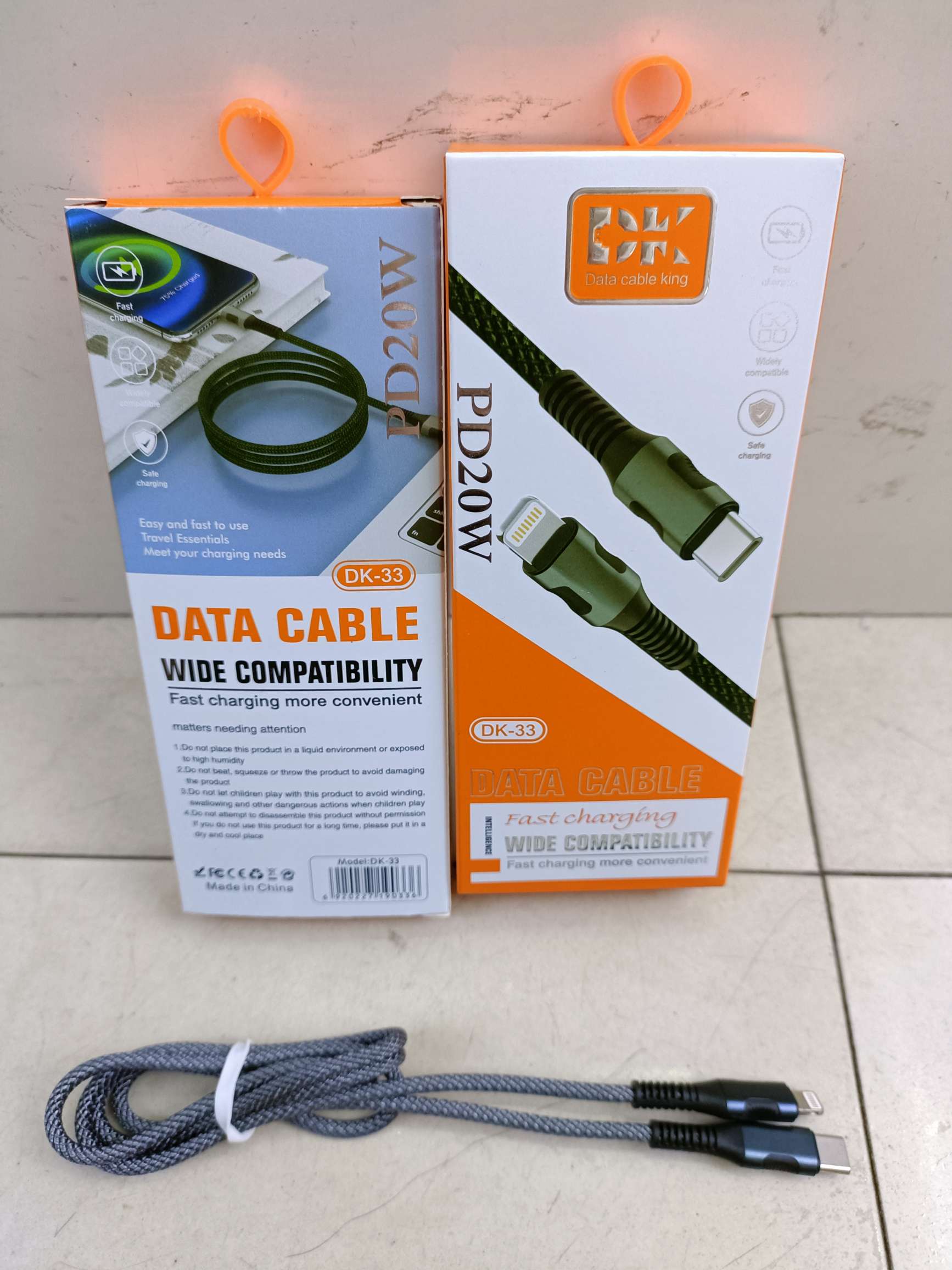 Mobile phone data cable Type-C interface connects to Apple interface data cable