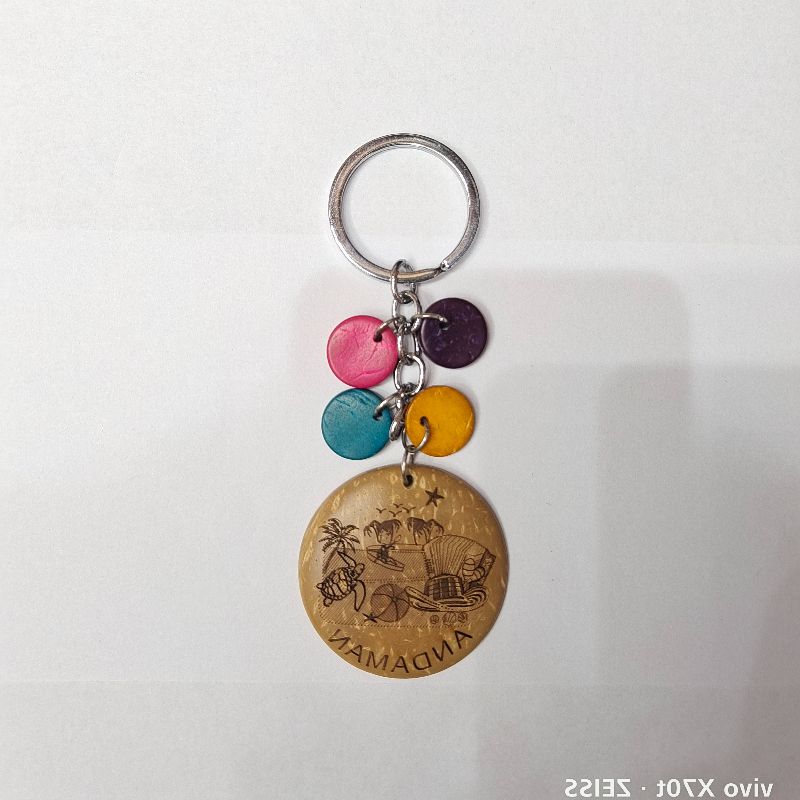Ethnic Style Retro Natural Coconut Shell Sea Creatures Carved Key Chain Creative Hanging Decoration Fu Coconut-10 Application Scenario