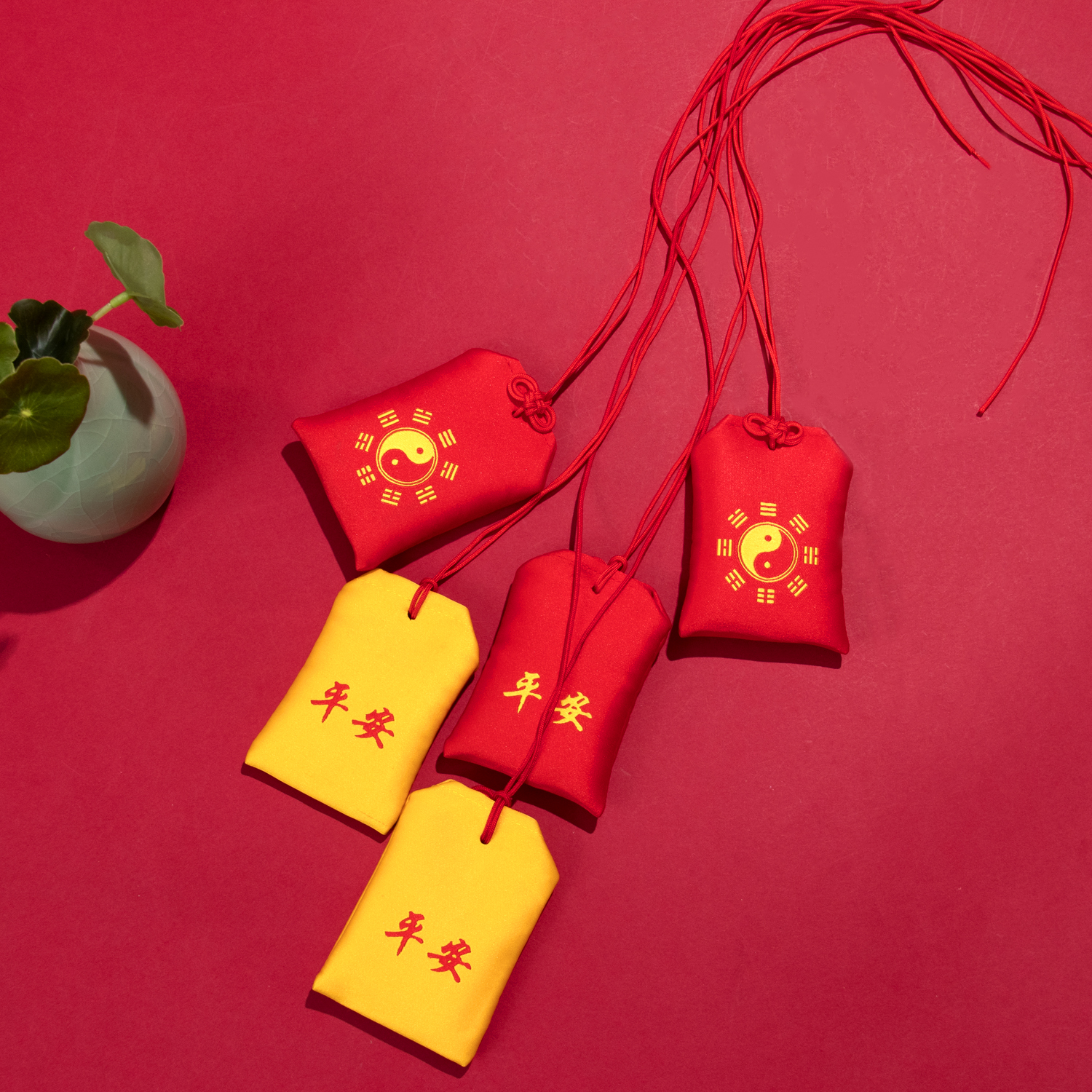 香包香囊/平安符/八卦护身符细节图