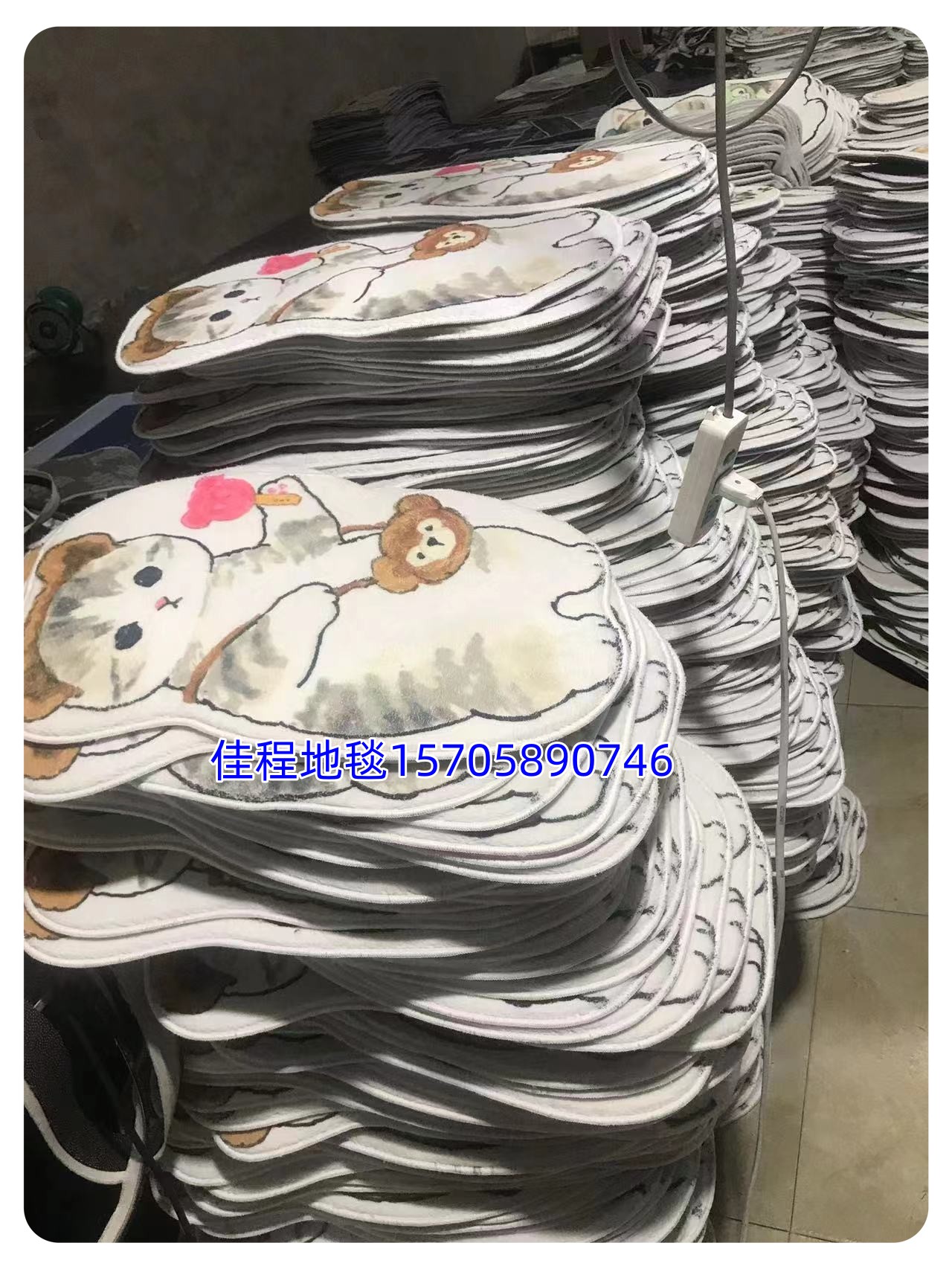 仿羊绒数码印花地垫猫咪地垫脚垫地毯防滑垫床边毯厨房垫门垫 产品质量好 图案很漂亮可以来图定制尺寸50*80cm详情3