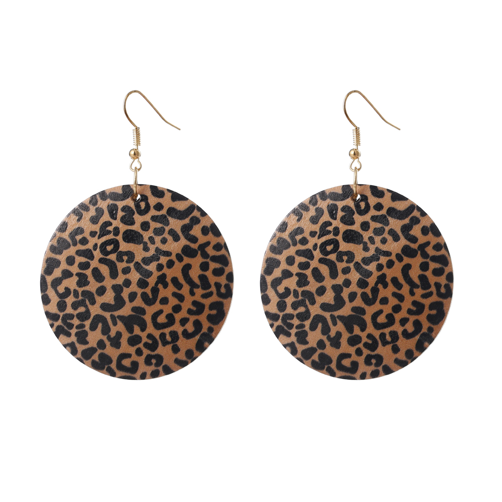 Leopard print wood pendant earrings ladies national style hollow fashion personality wood earrings earrings European and American accessories wholesale customization Application Scenario