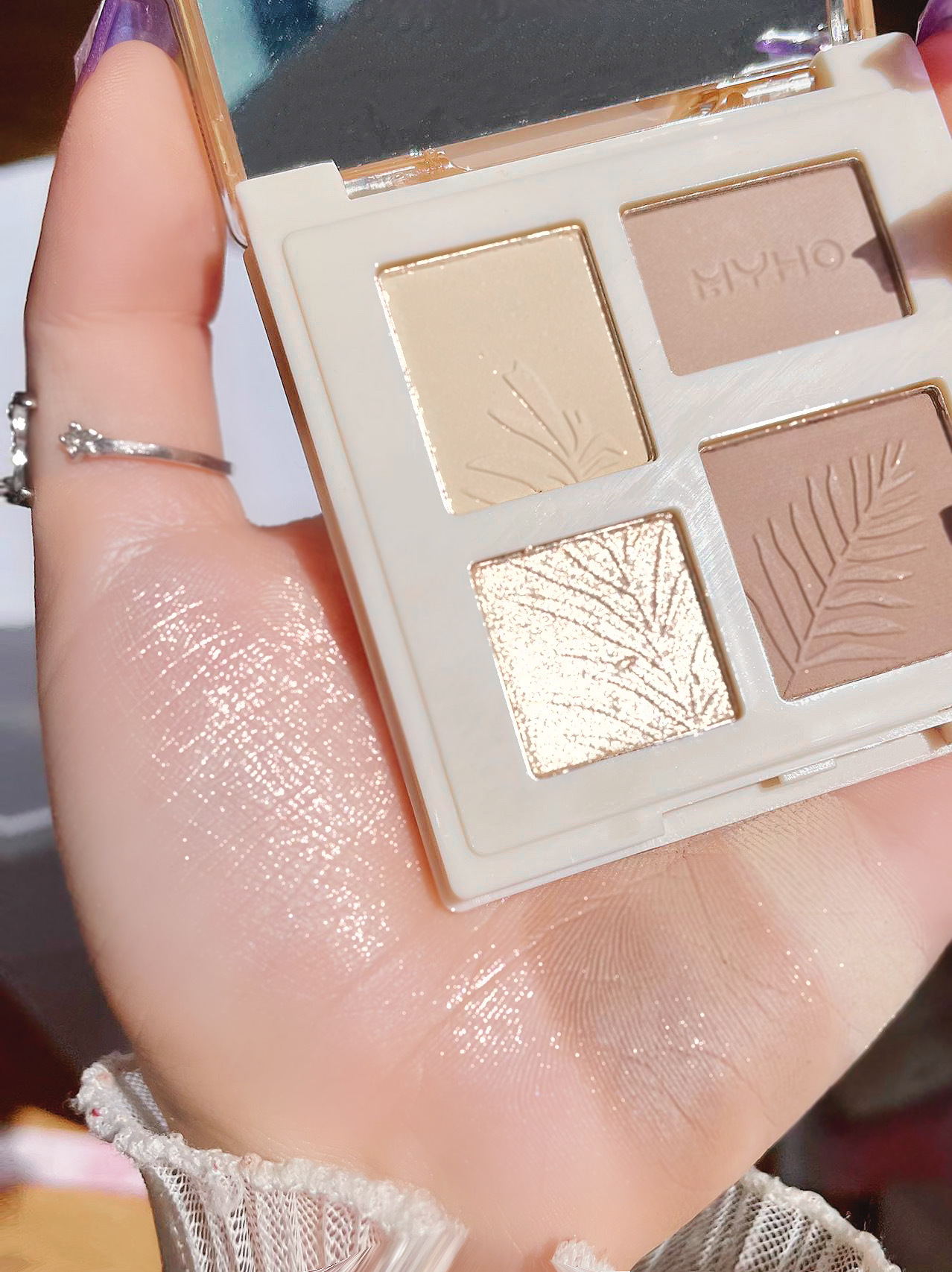 MYHO Highlighter Contouring Disc, a multi-functional 4-color contouring disc, a highlighter and shadow integrated disc, and a matte face brightening comprehensive disc pic 23