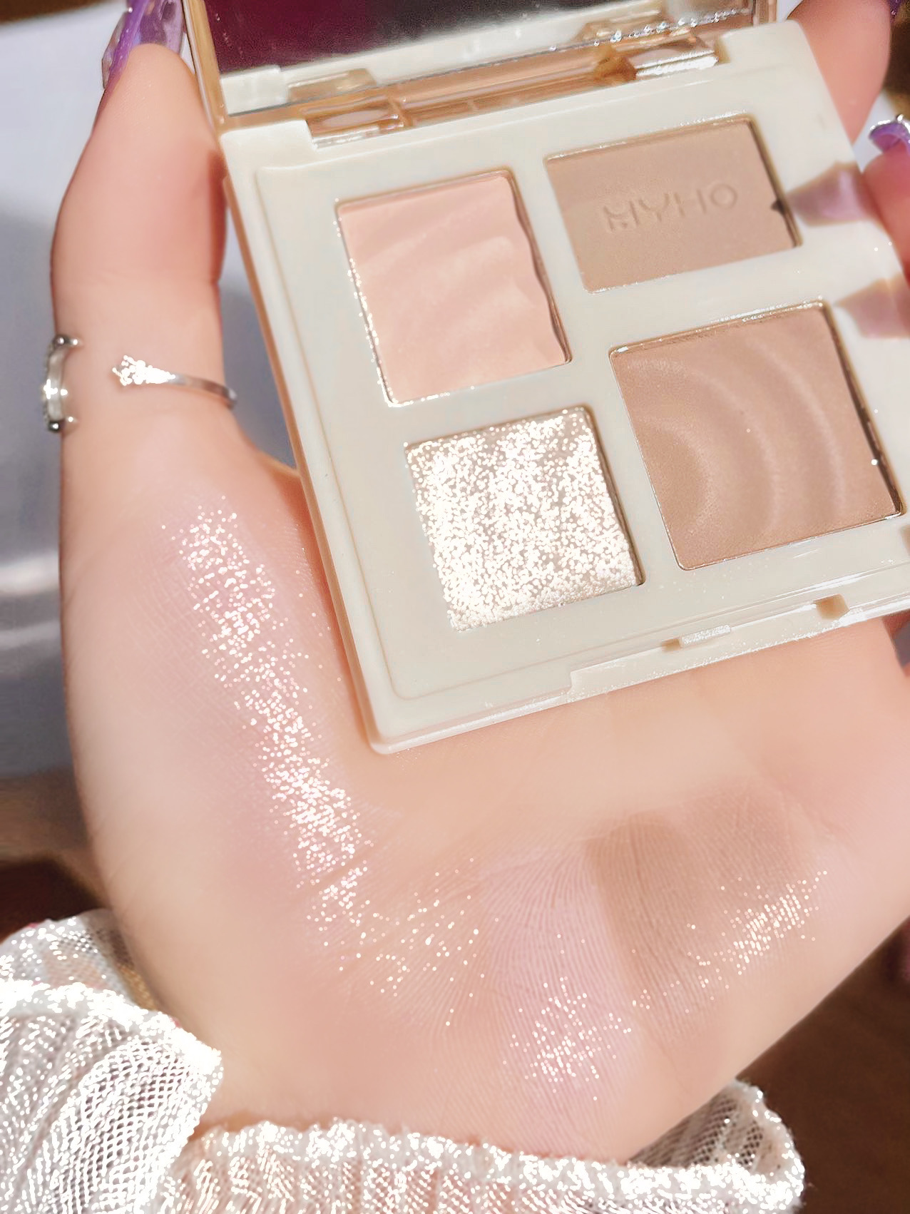 MYHO Highlighter Contouring Disc, a multi-functional 4-color contouring disc, a highlighter and shadow integrated disc, and a matte face brightening comprehensive disc pic 15