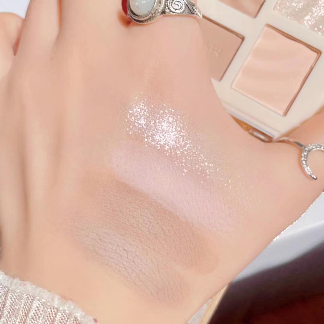 MYHO Highlighter Contouring Disc, a multi-functional 4-color contouring disc, a highlighter and shadow integrated disc, and a matte face brightening comprehensive disc pic 17