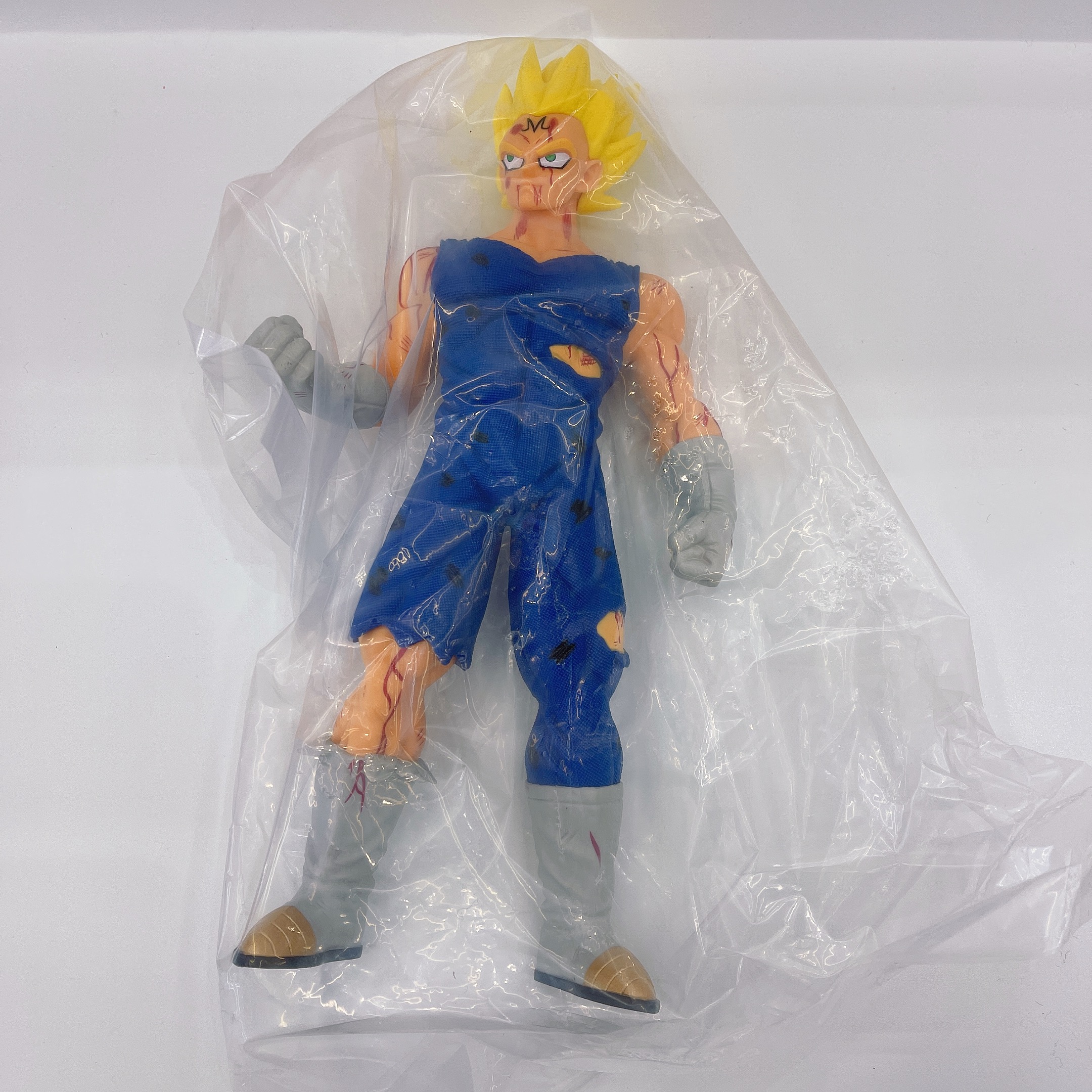 Seven Dragon Ball hand yellow hair Vegeta model figure doll toy blind box key chain pendant car twist egg gift thumbnail