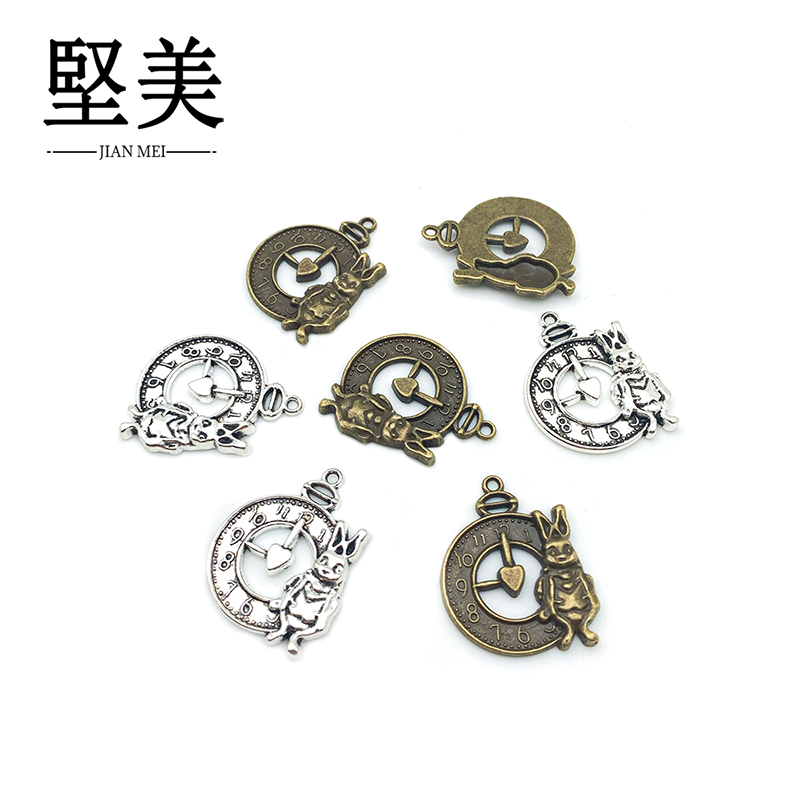 Single Hole With Hanging Rabbit Alarm Clock Zinc Alloy Accessory Y0643 full figure