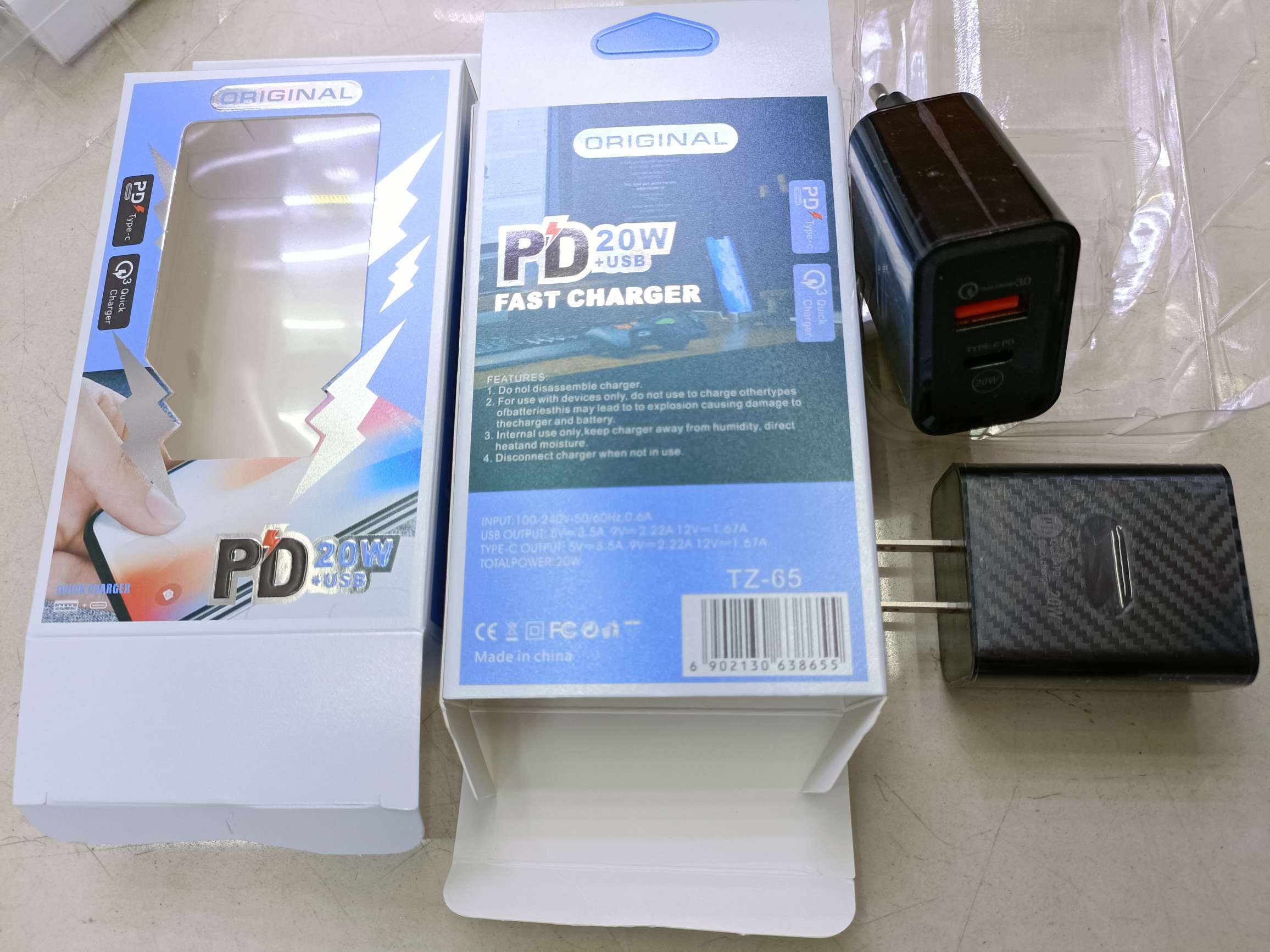 USB+PD charging head mobile phone charger European/American regulations