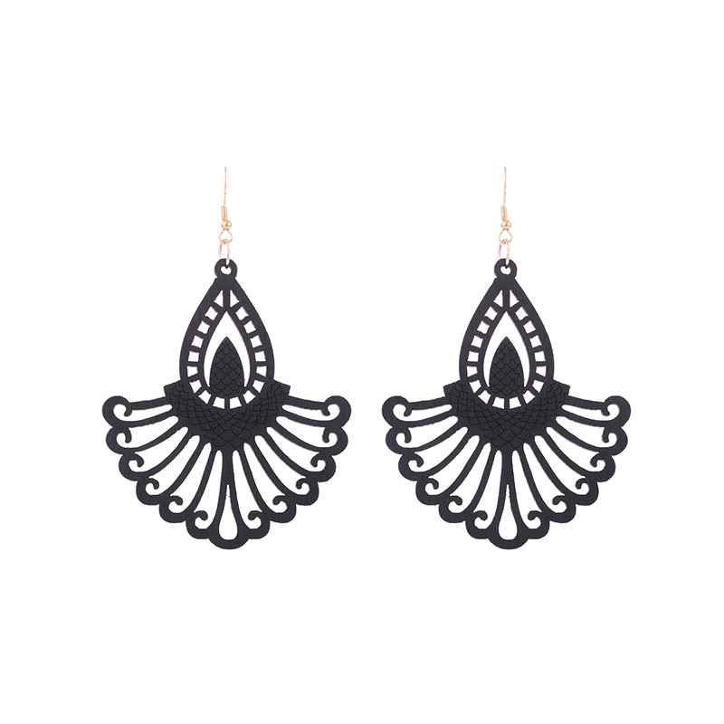 Vintage wood hollow carved pendant earrings ladies national style fashion personality wood earrings earrings European and American accessories wholesale customization details Picture