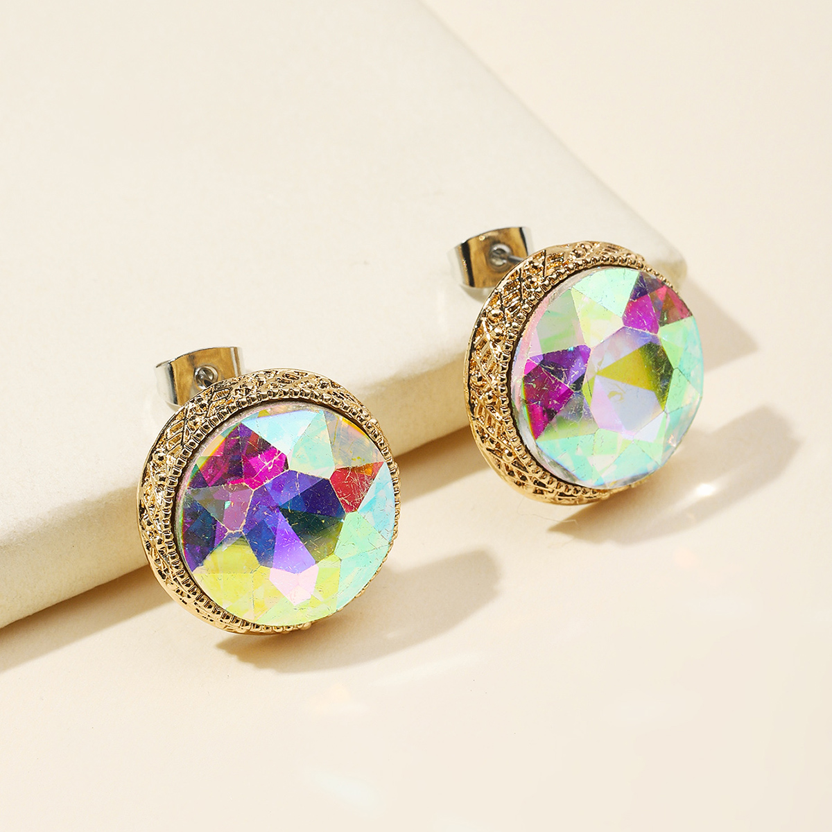 Retro big imitation gem stud AB color jewel stud Japanese and South Korea new women's earrings earrings custom wholesale full figure