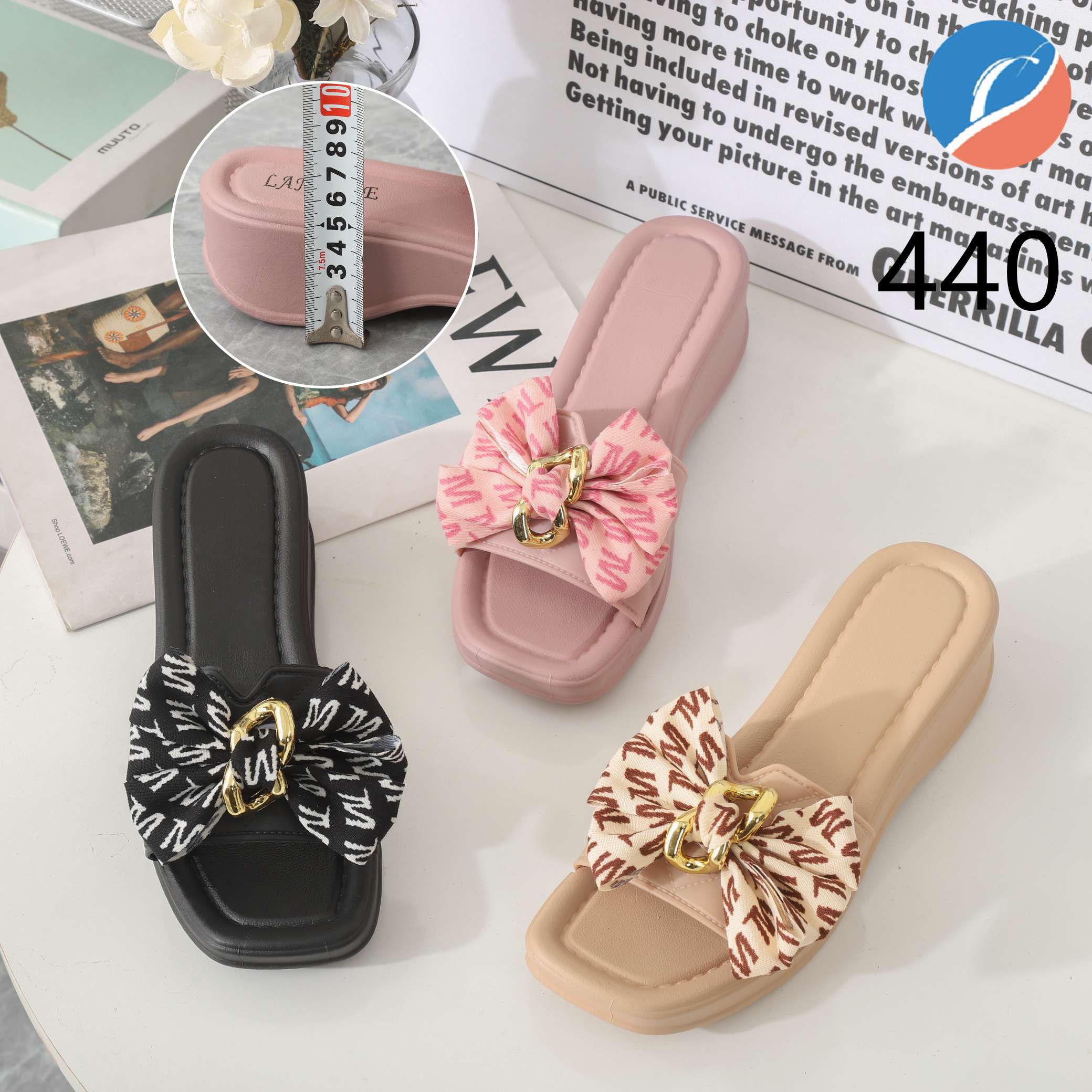 Net red thick sole increase sandals women's shoes 2023 new summer with fashion muffin super fire slippers