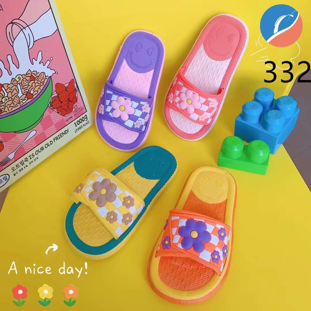 Children's slippers Girls' slippers Boys' slippers 3-6 years old children's slippers non-slip 6-12 years old girls' slippers for summer wear