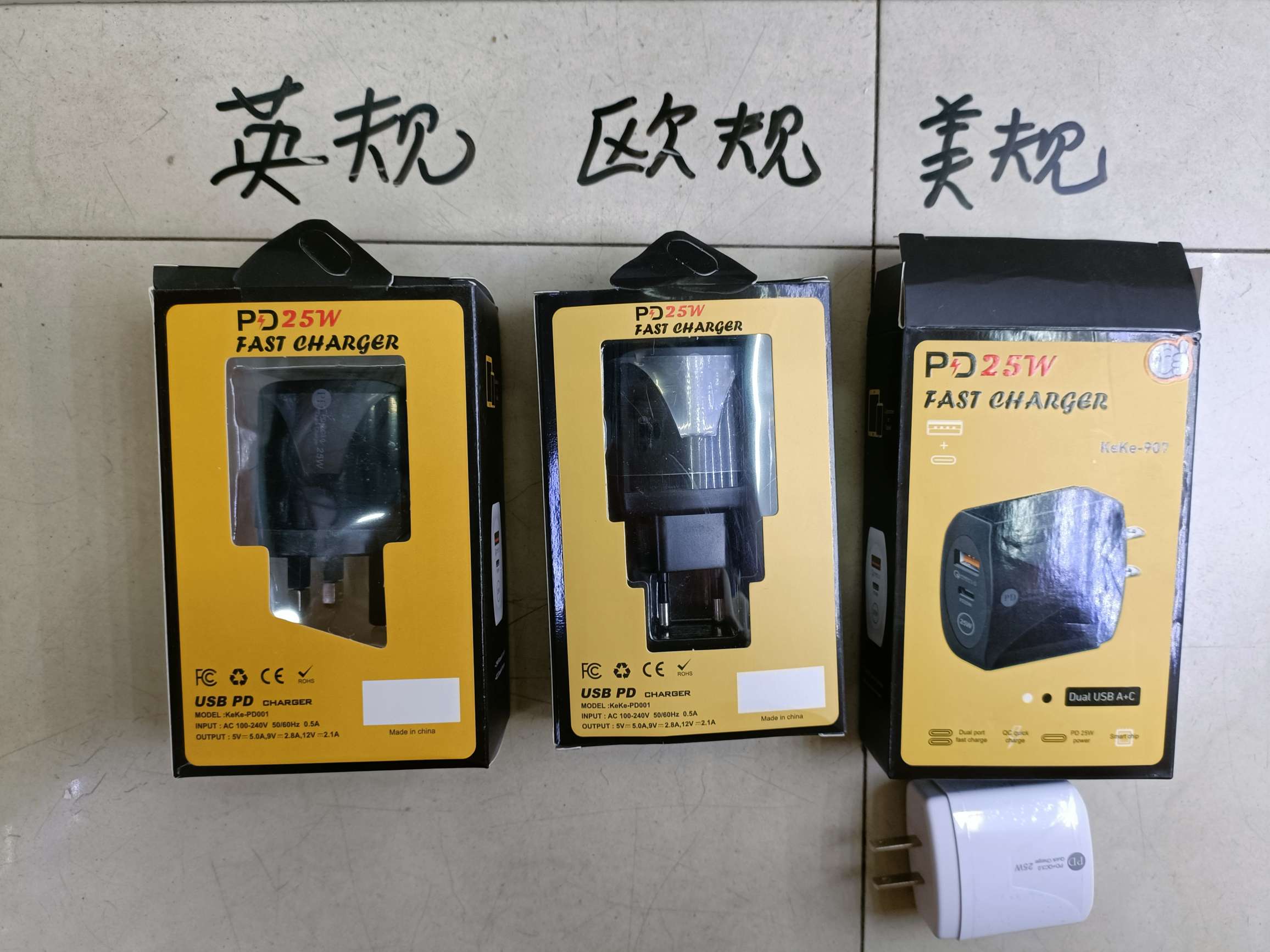Round center A+C charging head USB+PD mobile phone charger US/EU/UK